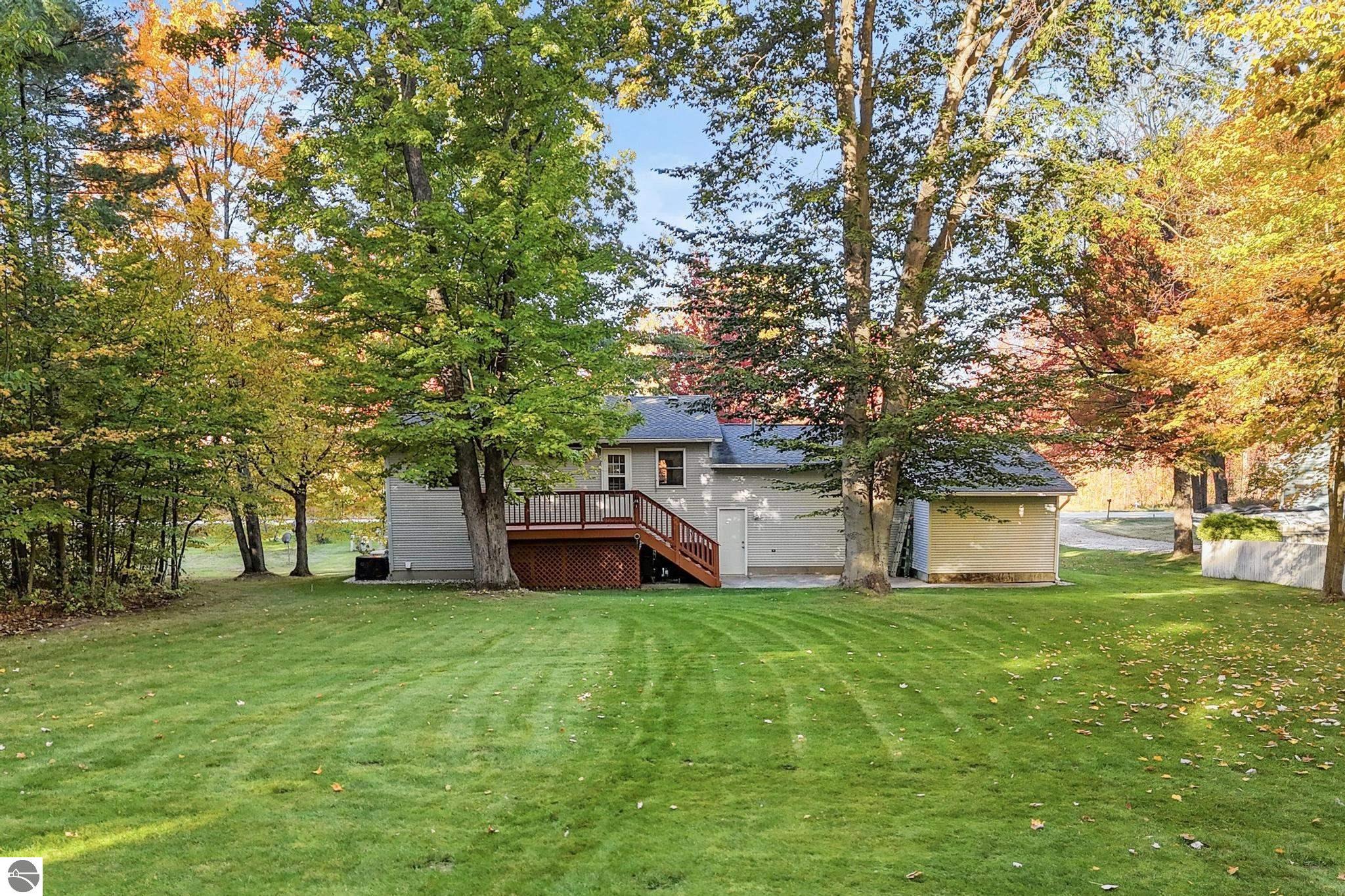 1276 Fisher Road