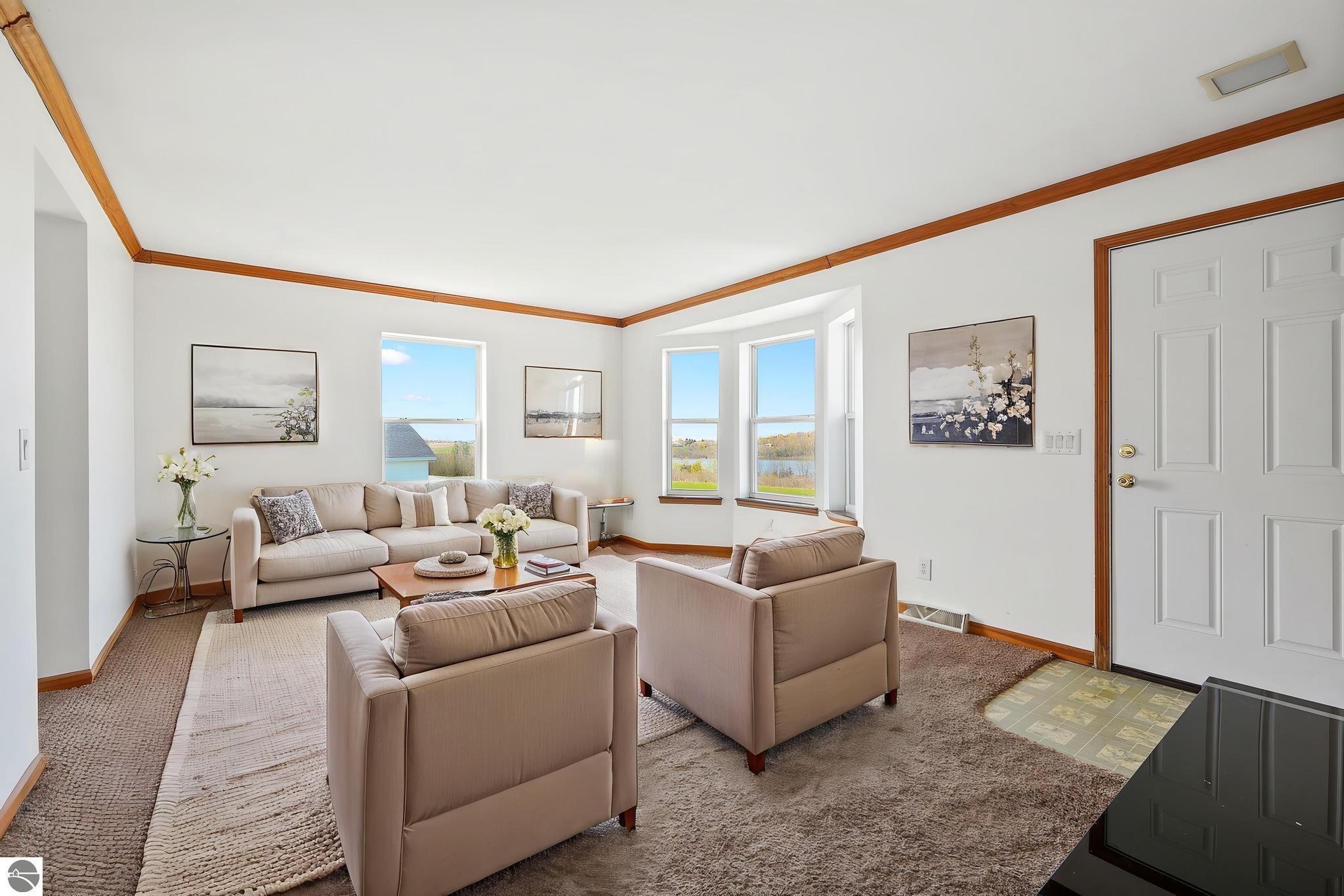 3857 Sutter Lane