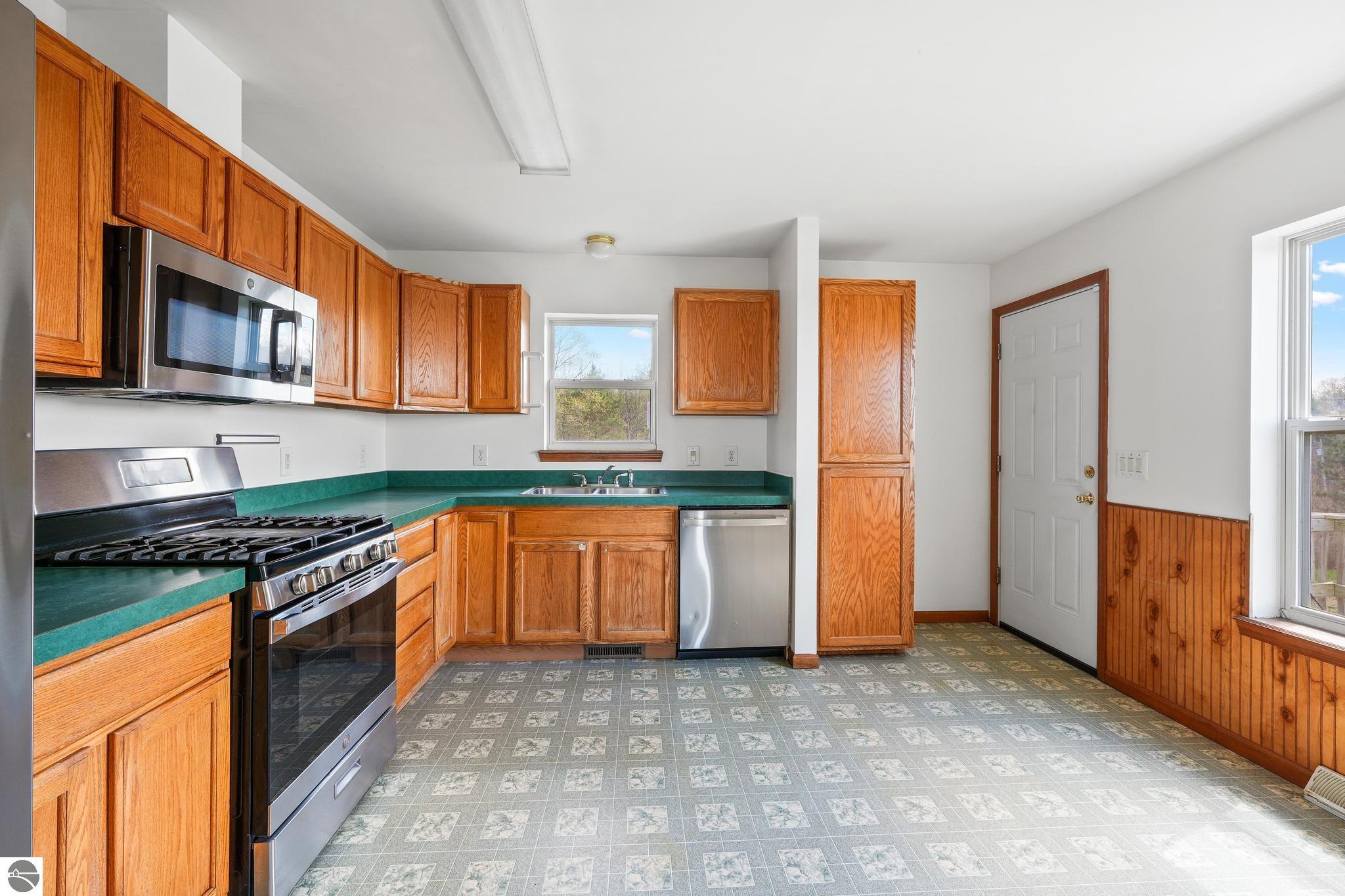 3857 Sutter Lane