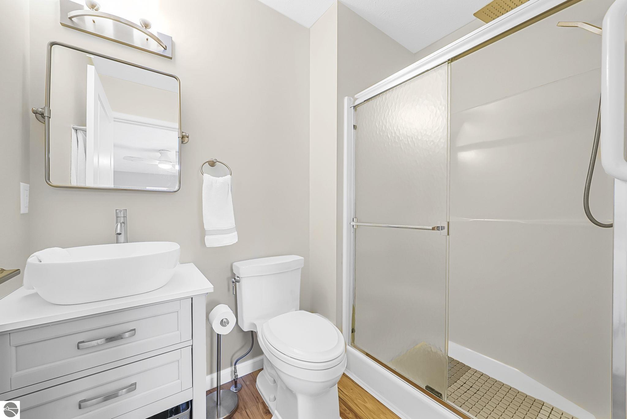 2816 Emerald Bluff