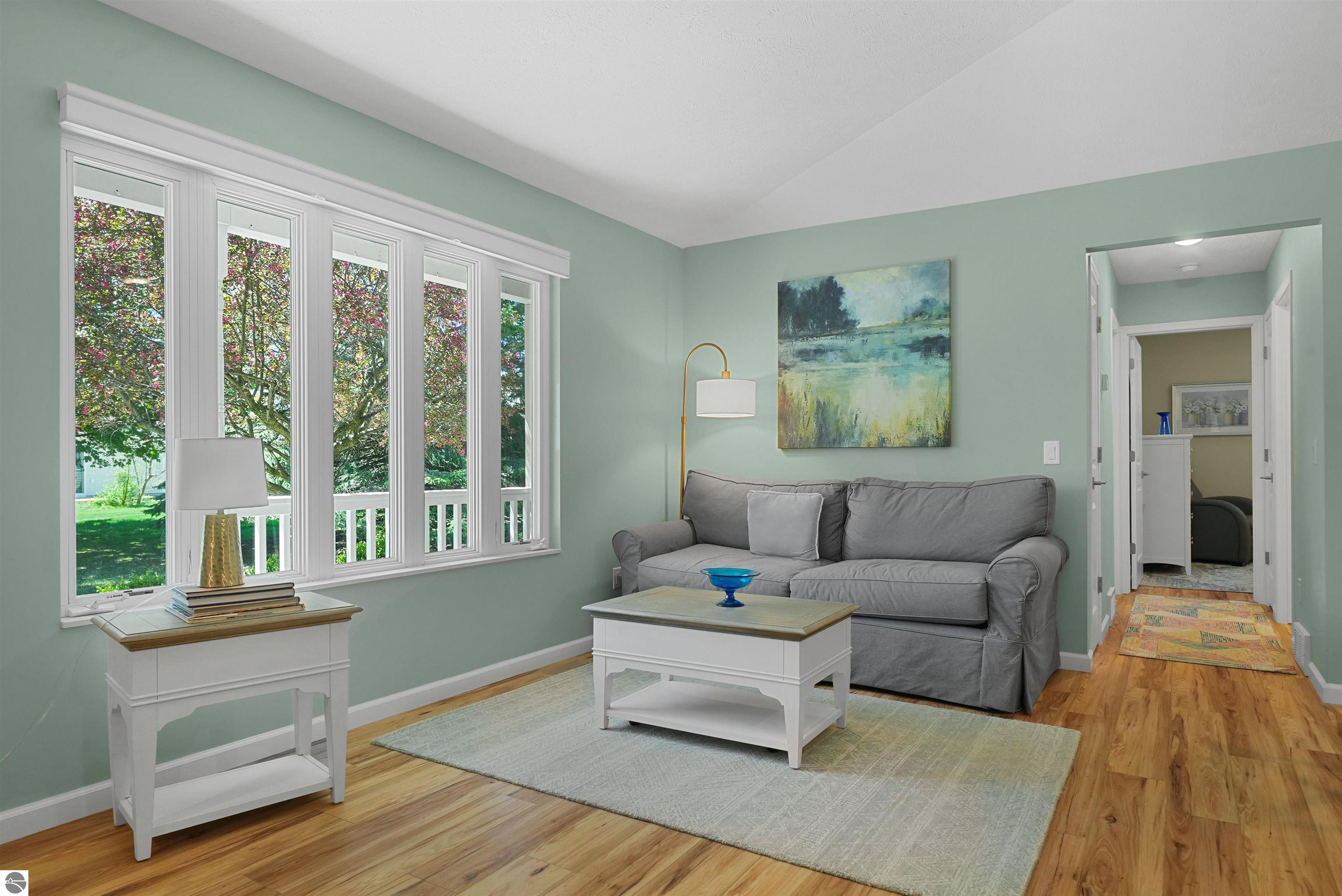 2816 Emerald Bluff