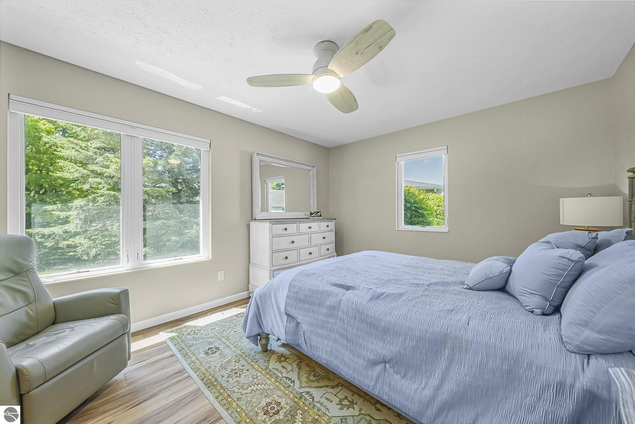 2816 Emerald Bluff