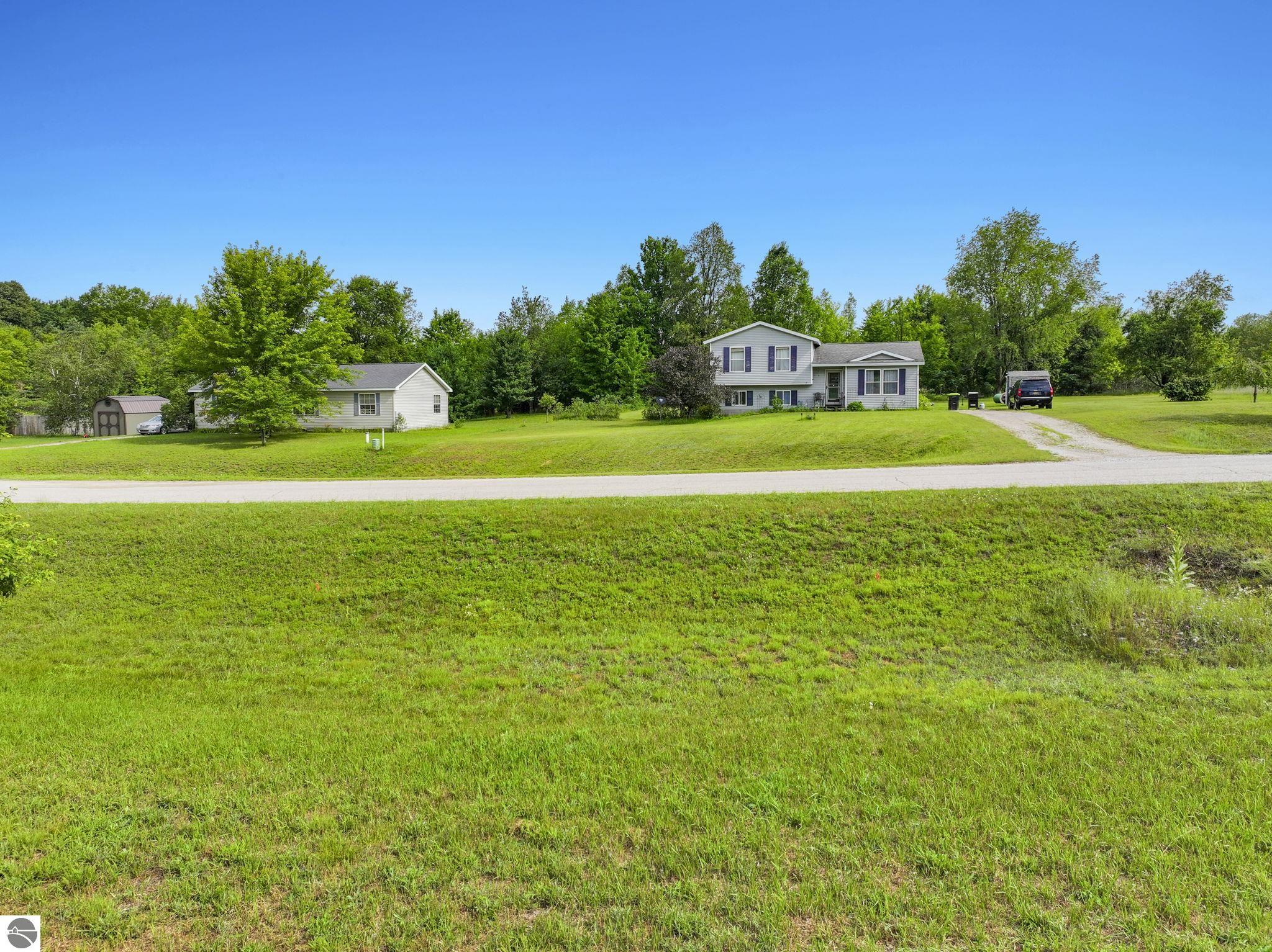 .76 Acres N Wood Meadows Drive