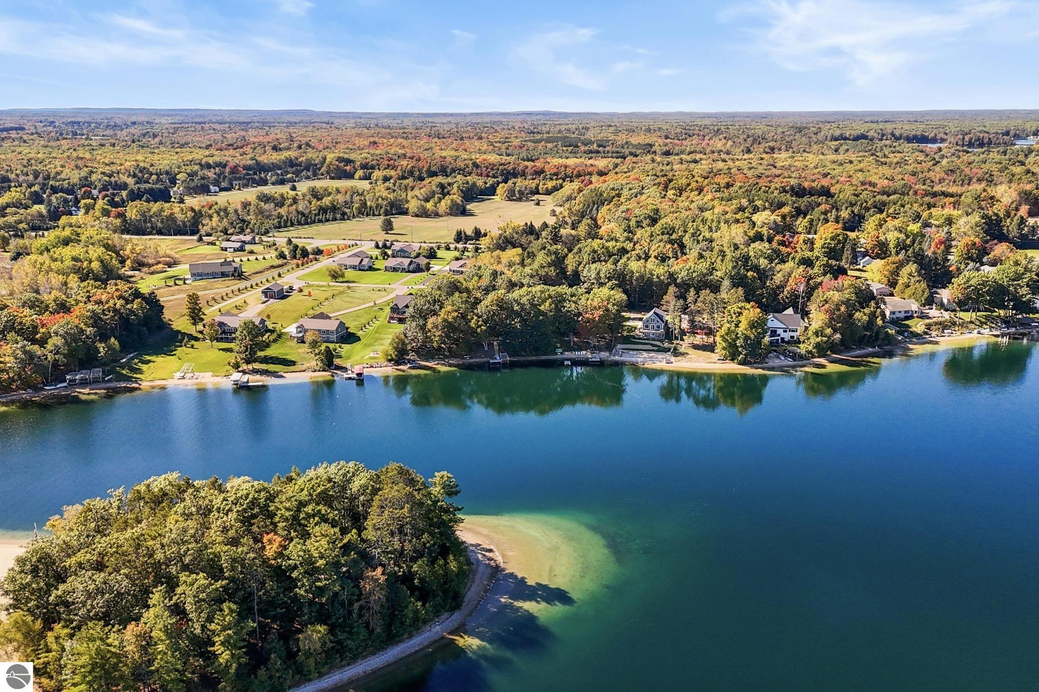 5521 Silver Sunrise Trail