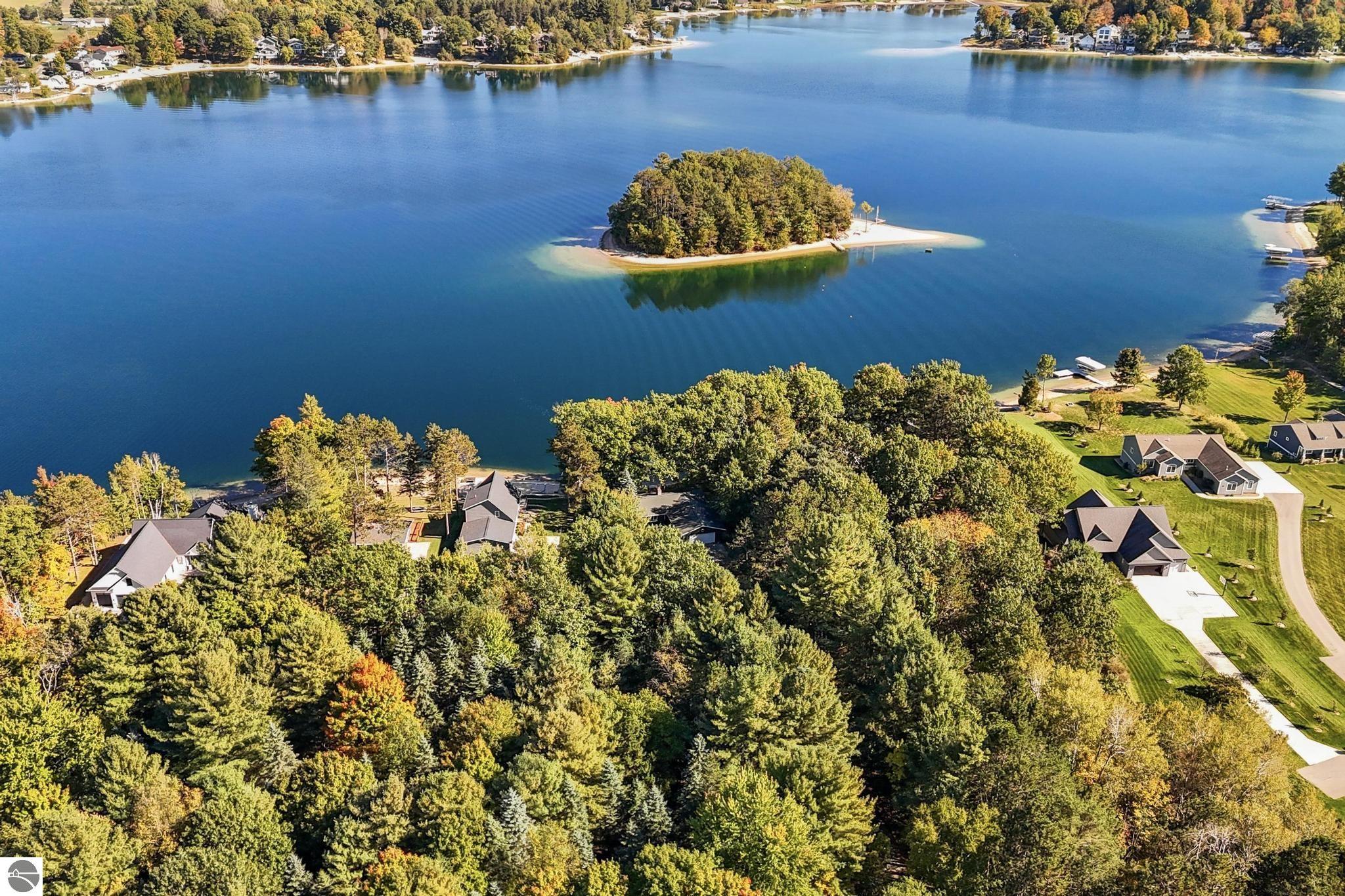 5521 Silver Sunrise Trail