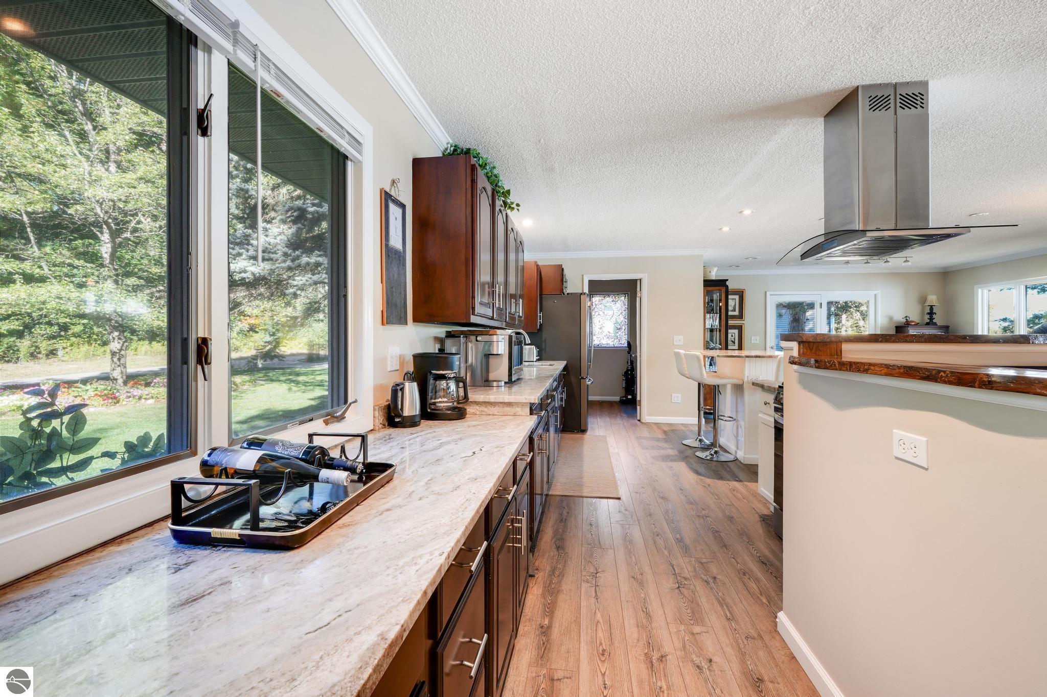 5521 Silver Sunrise Trail