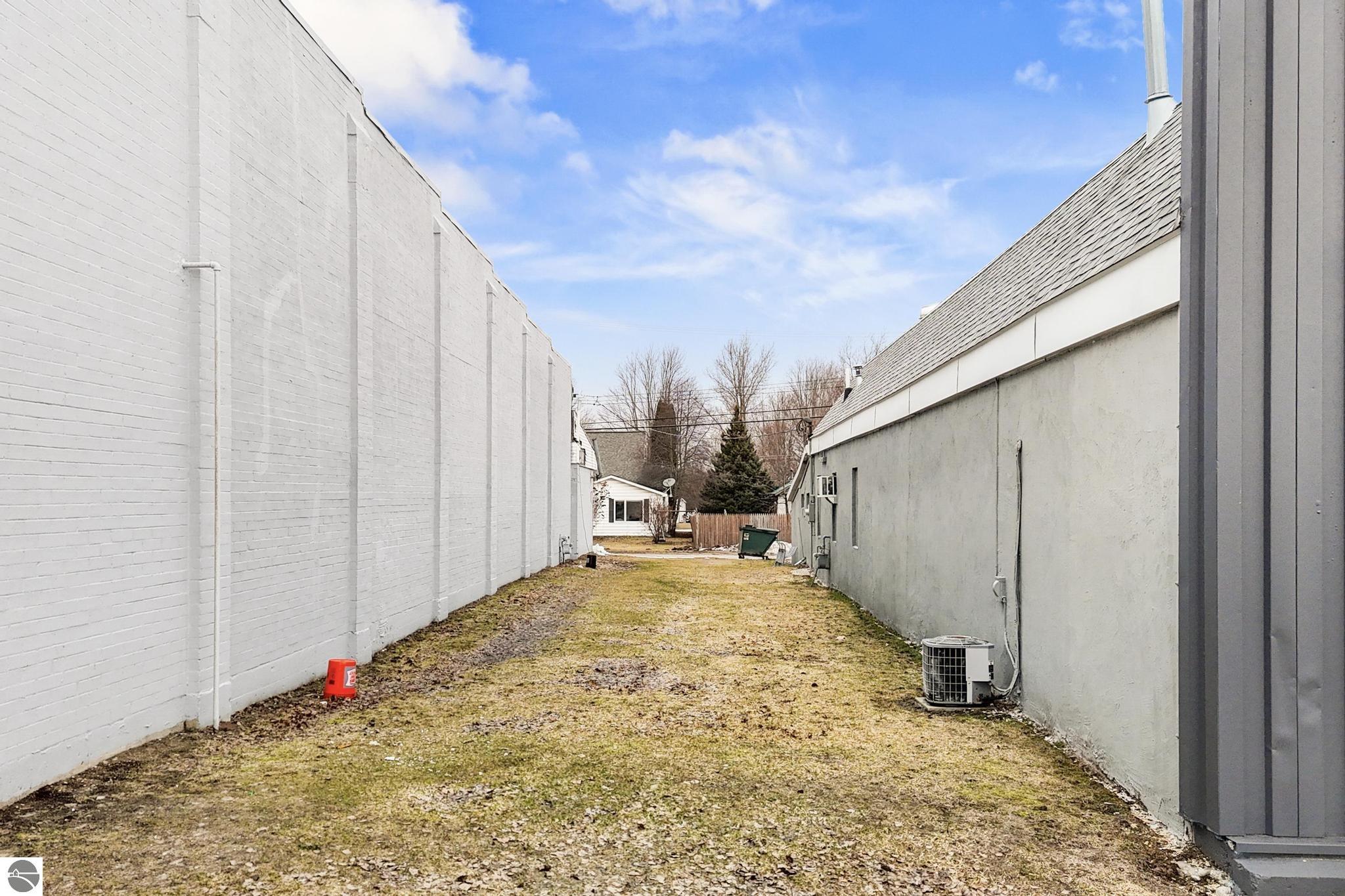 304 W Main Street