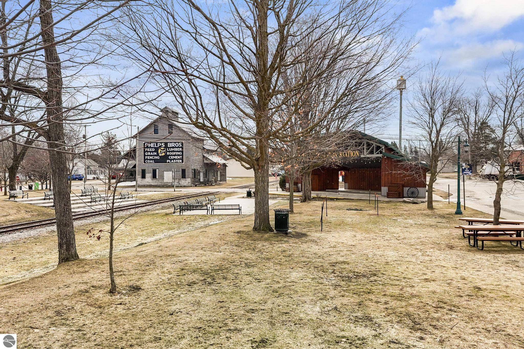 304 W Main Street