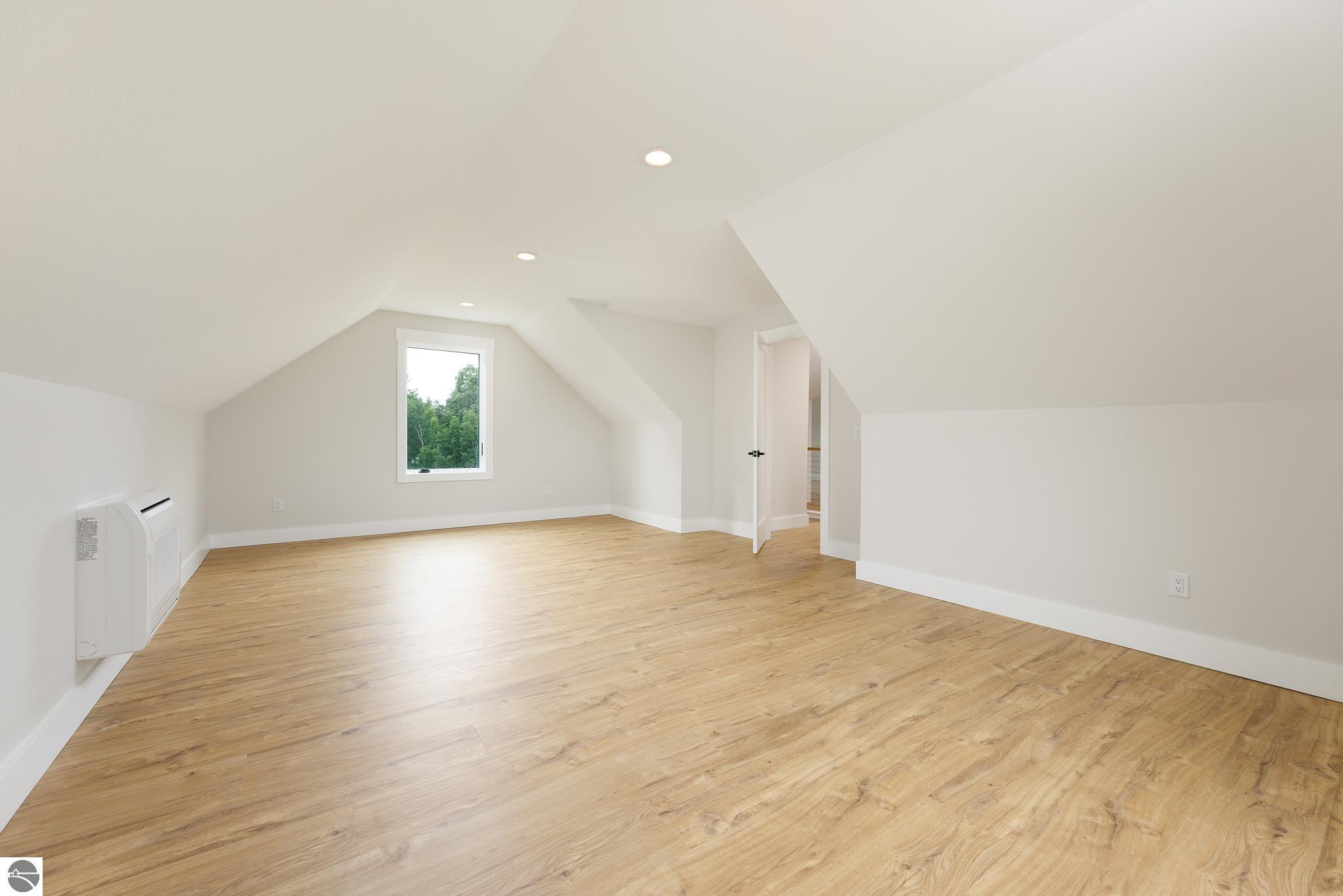 720 S East Silver Lake Road