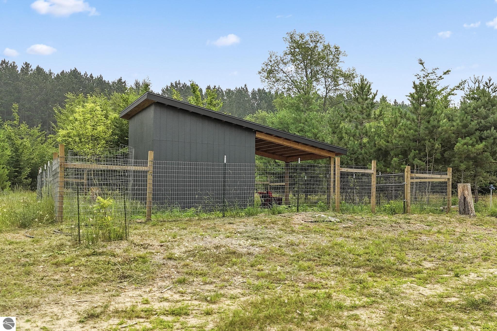6287 Ingersoll Road SW