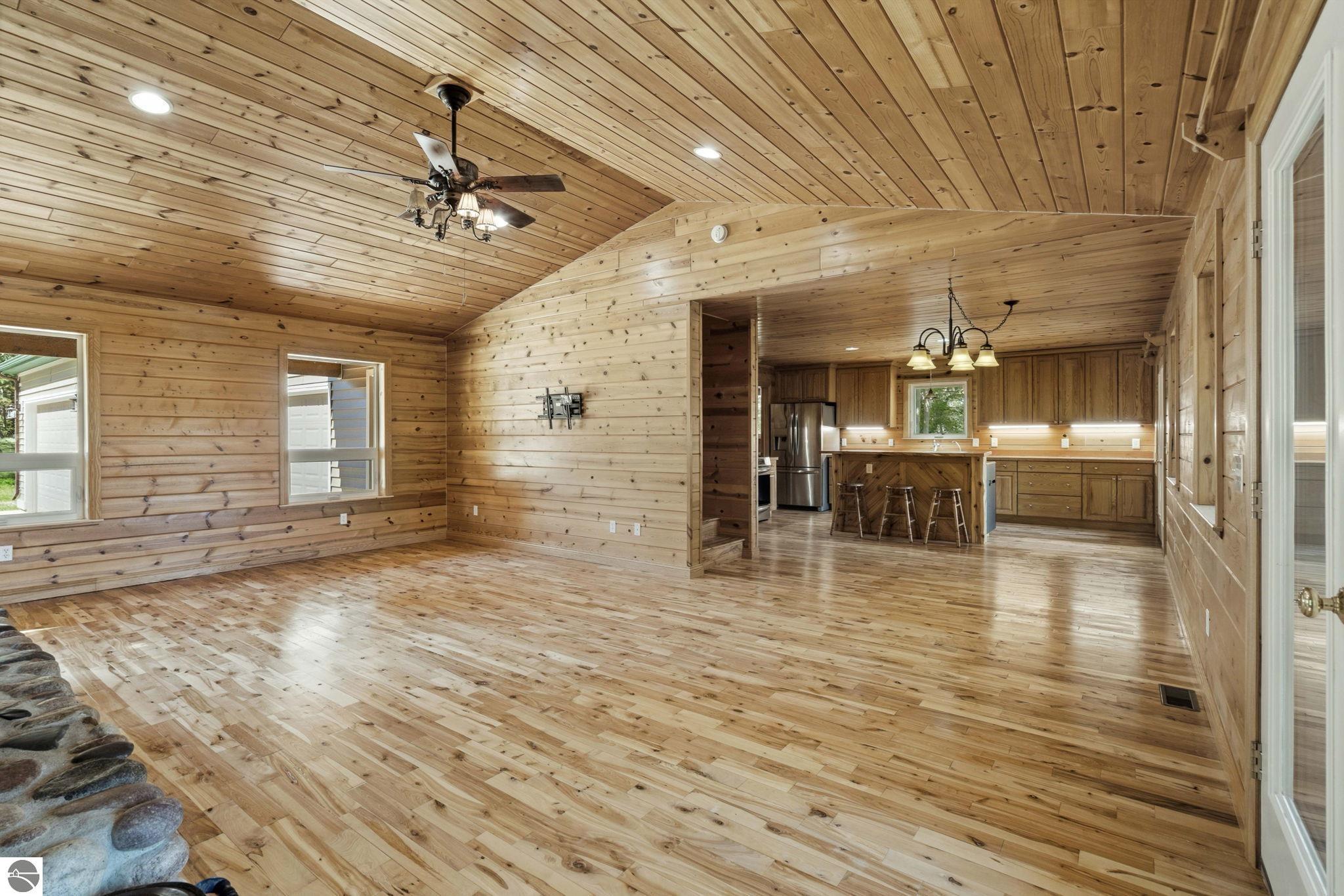 8226 Buttermilk Lane