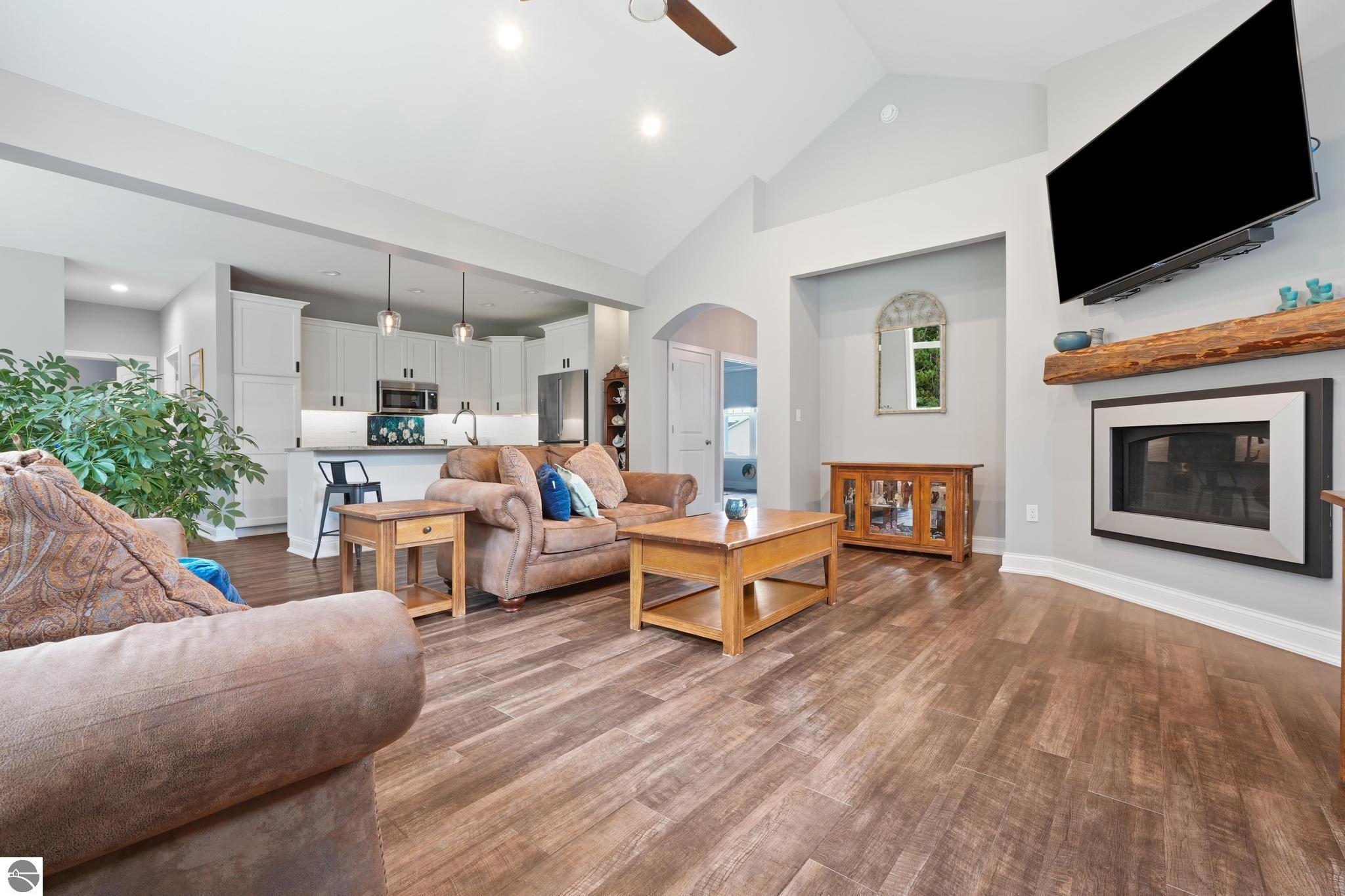 5055 S Colonial Drive