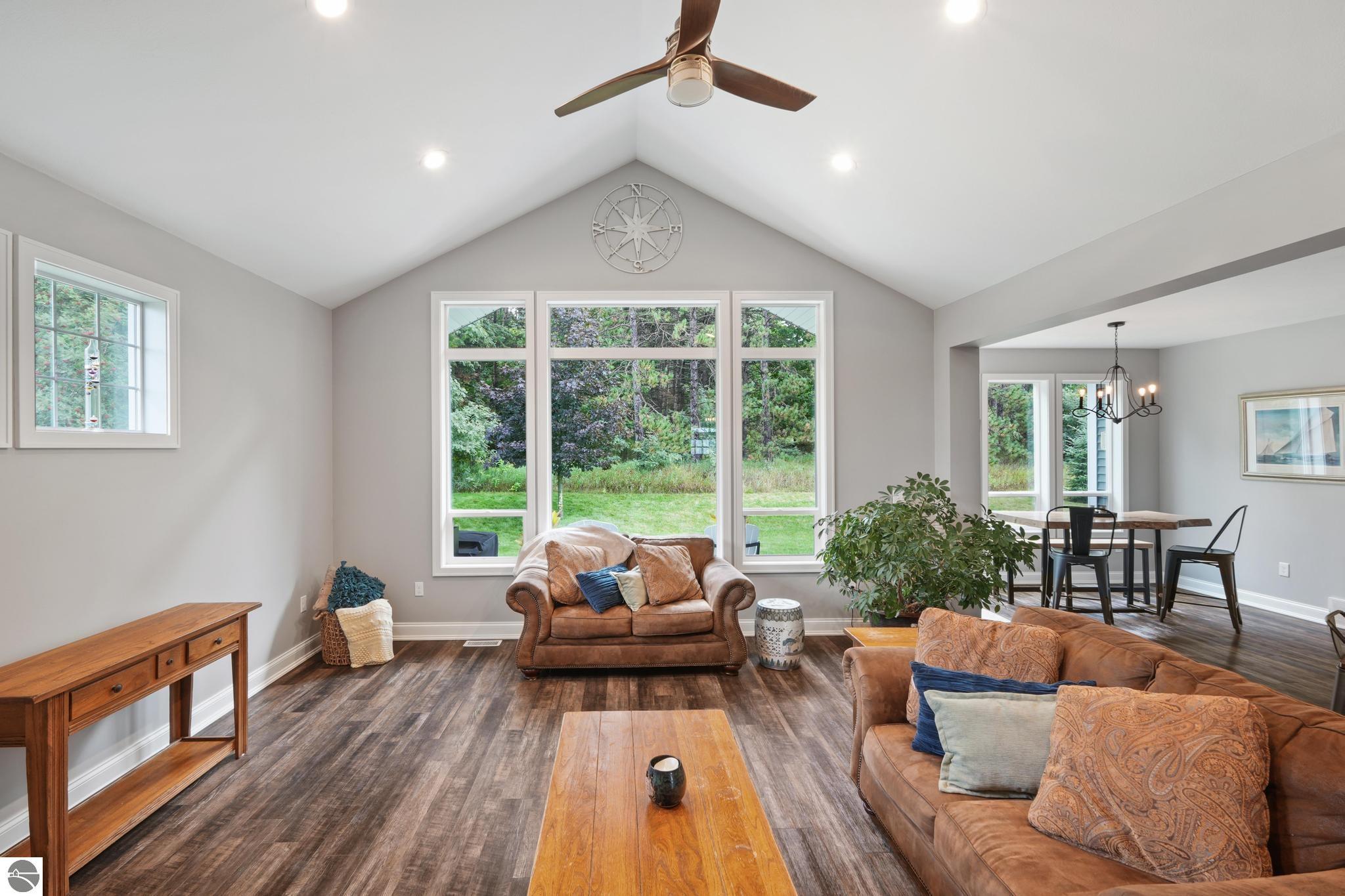 5055 S Colonial Drive