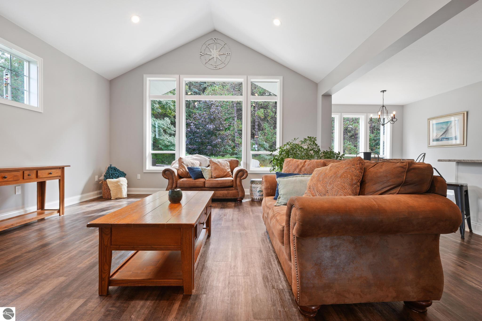 5055 S Colonial Drive