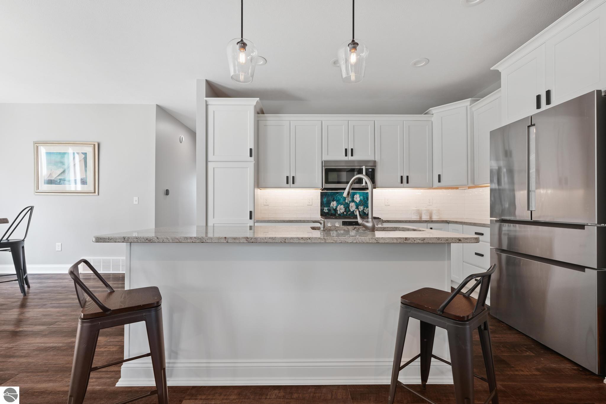 5055 S Colonial Drive
