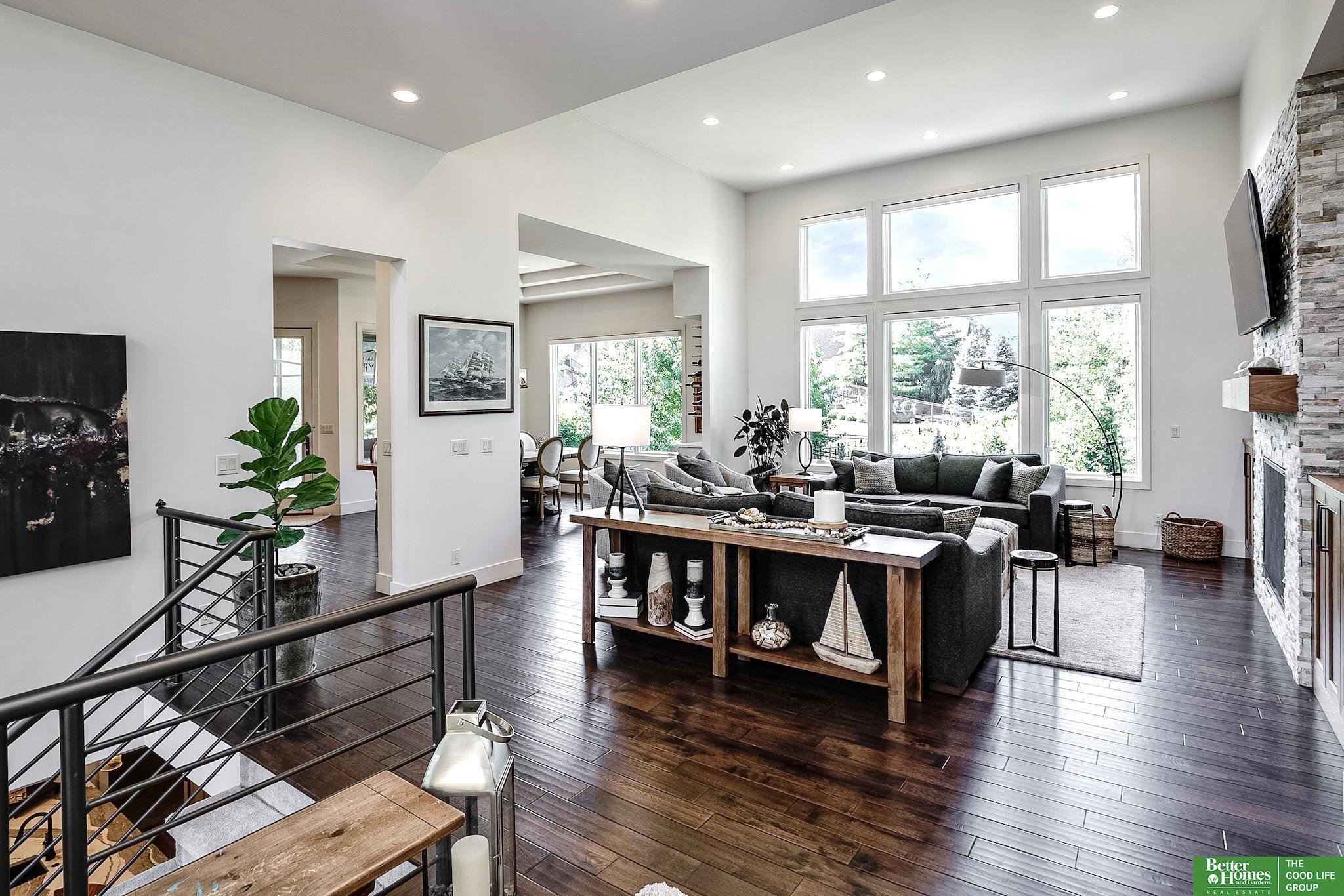18817 Lafayette Avenue