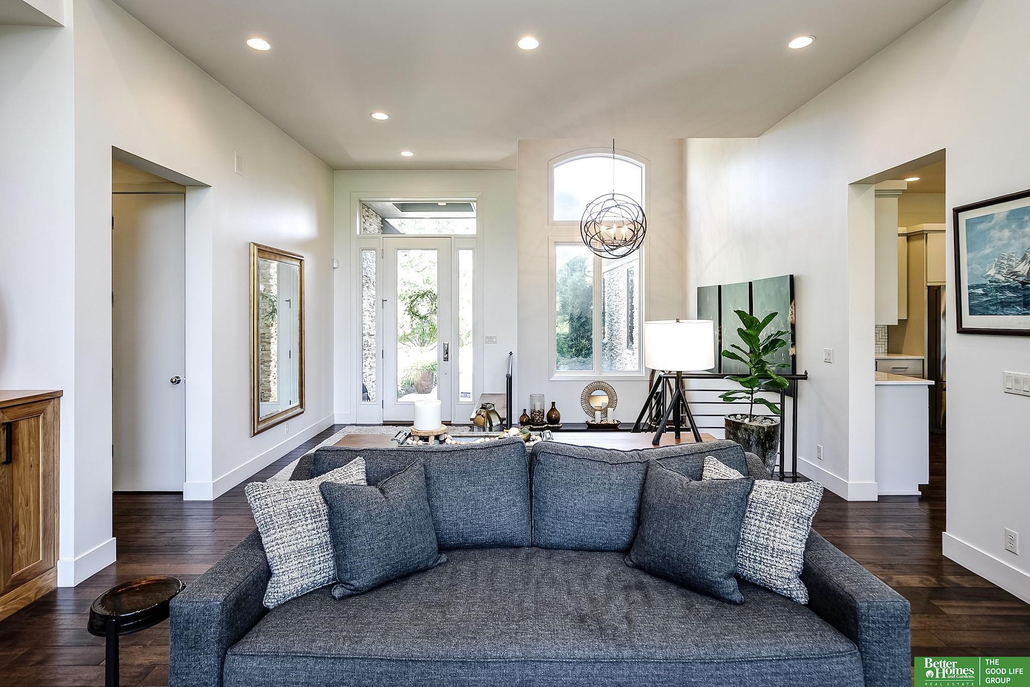 18817 Lafayette Avenue