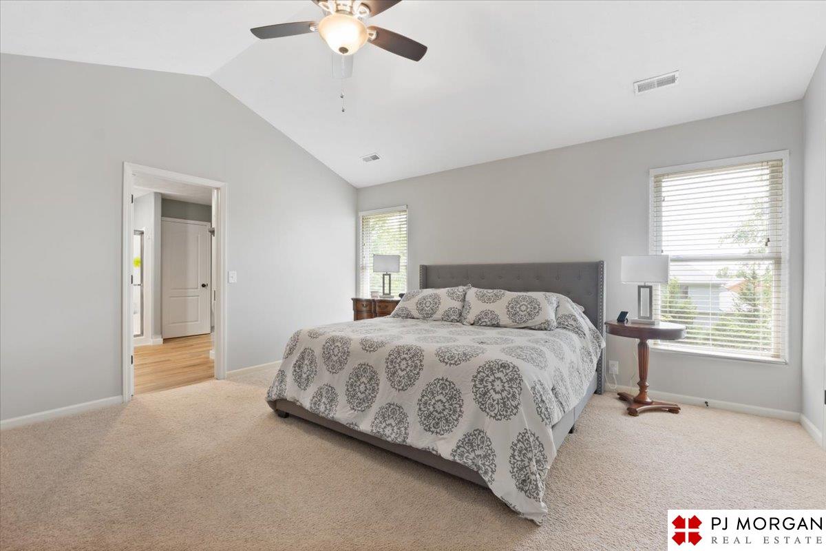 19669 Pine Street, Omaha