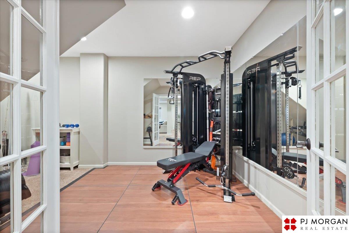 19669 Pine Street, Omaha