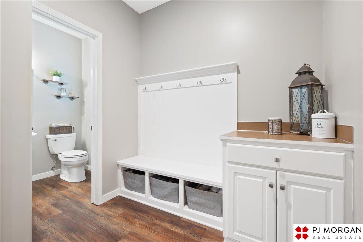 19669 Pine Street, Omaha