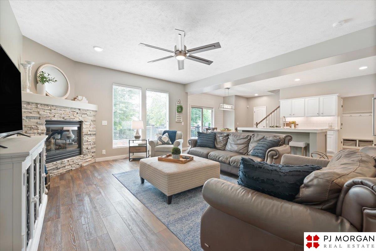 19669 Pine Street, Omaha