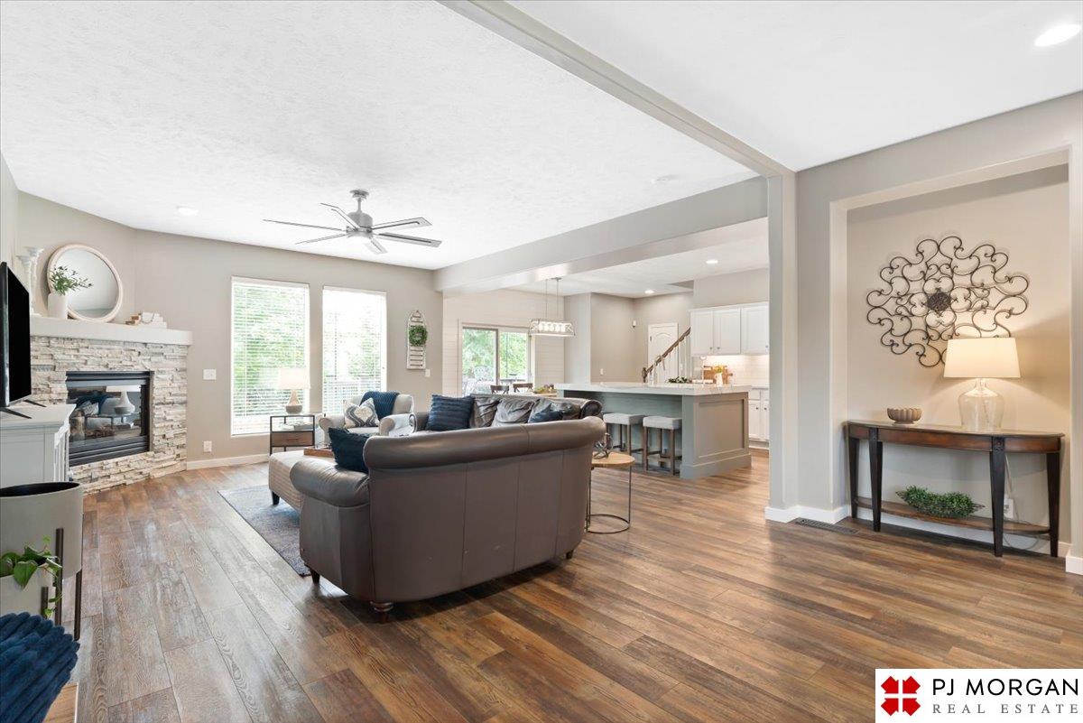 19669 Pine Street, Omaha