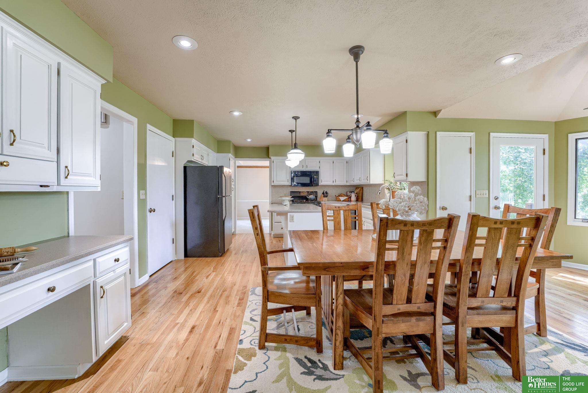 14475 Sherwood Avenue