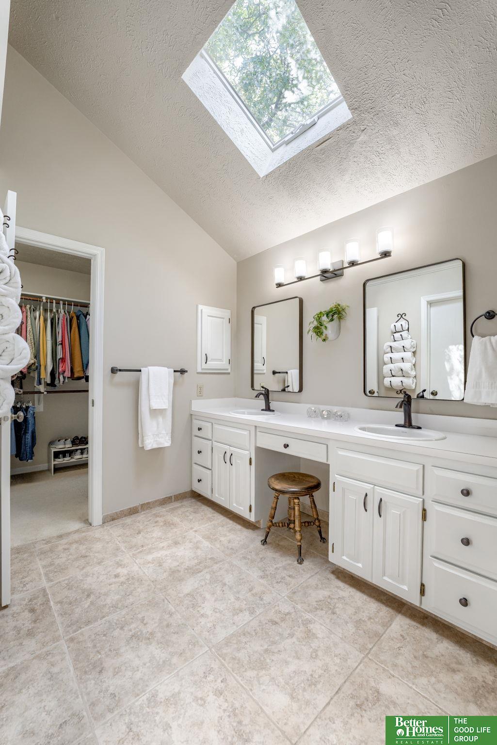 14475 Sherwood Avenue