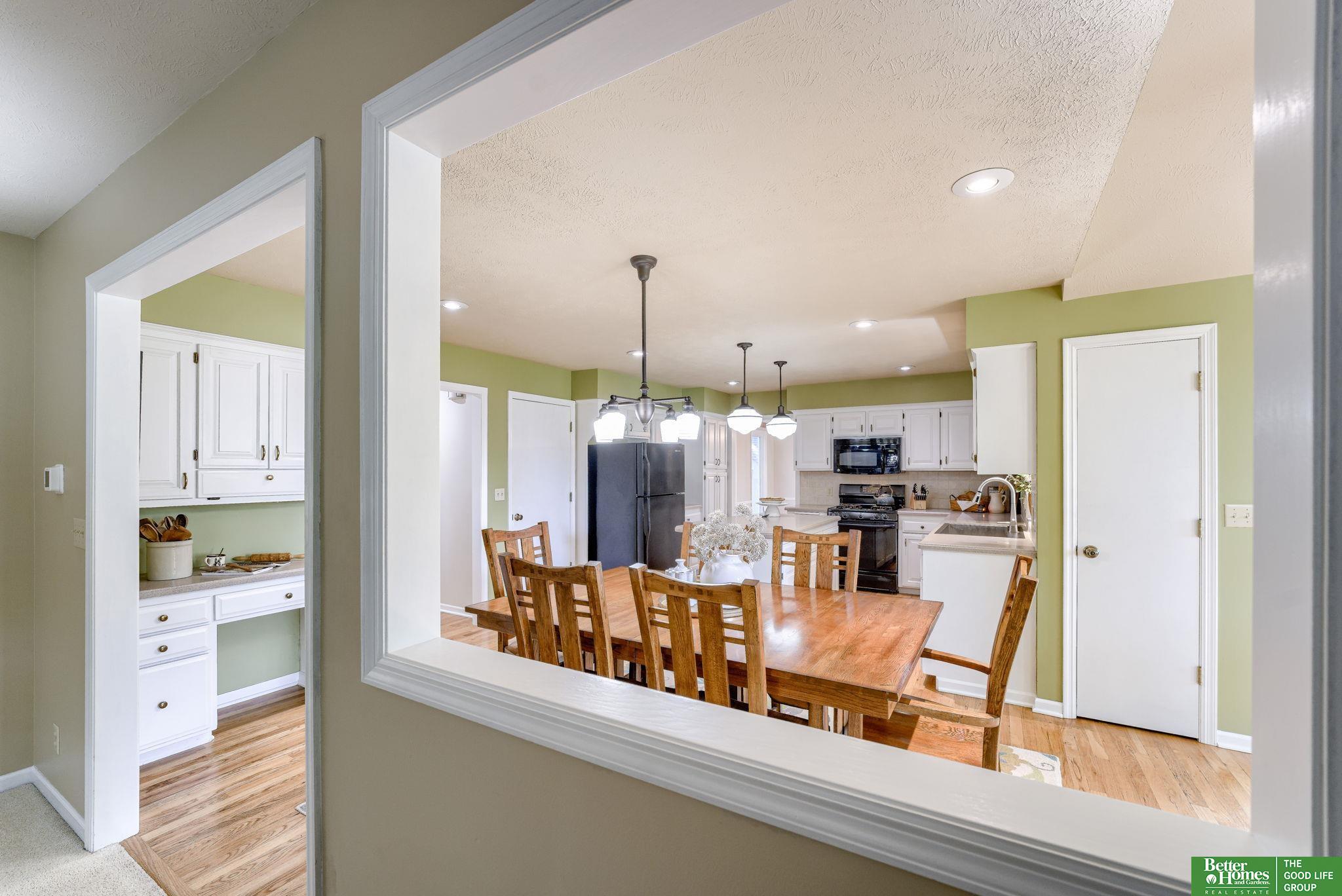 14475 Sherwood Avenue