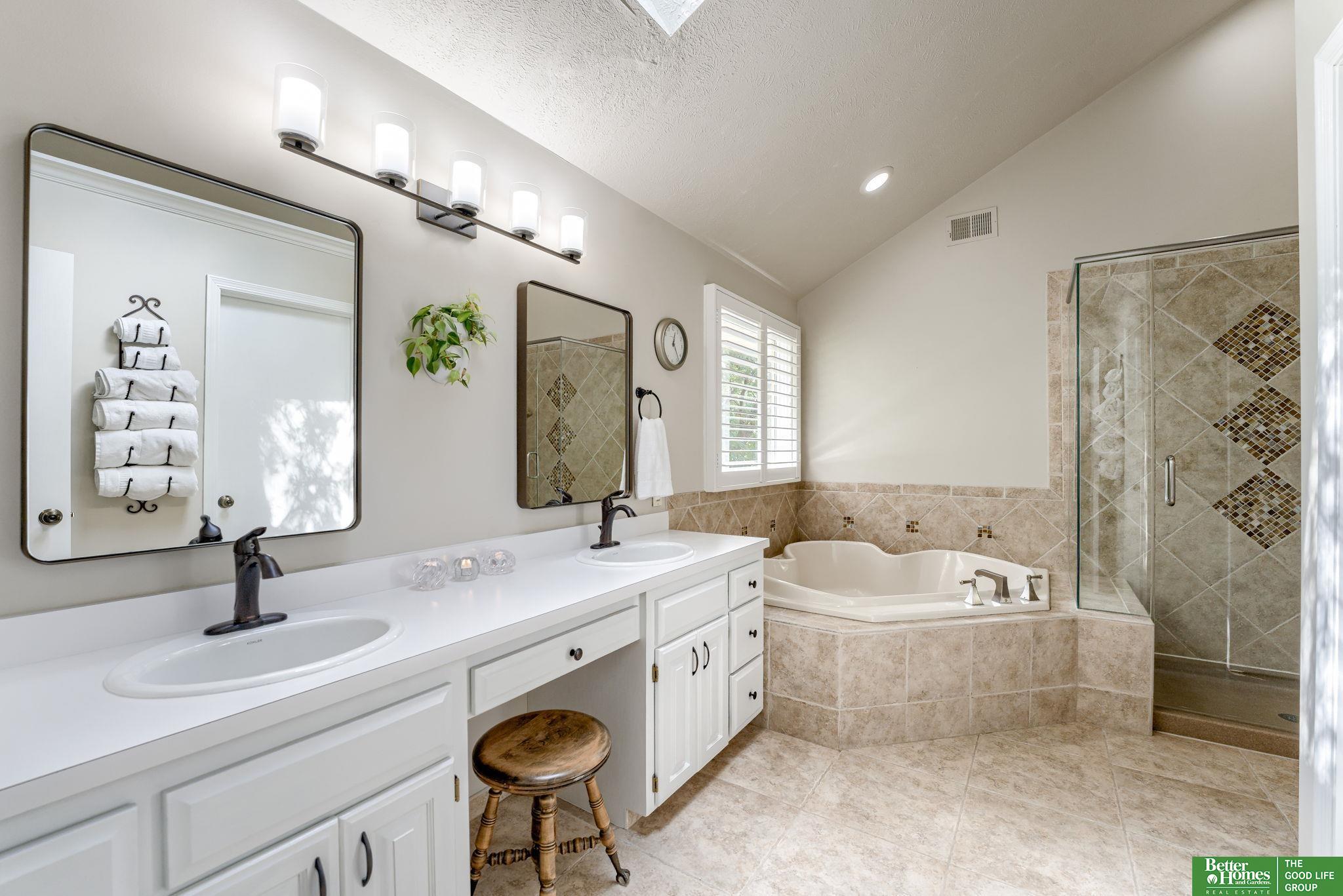 14475 Sherwood Avenue