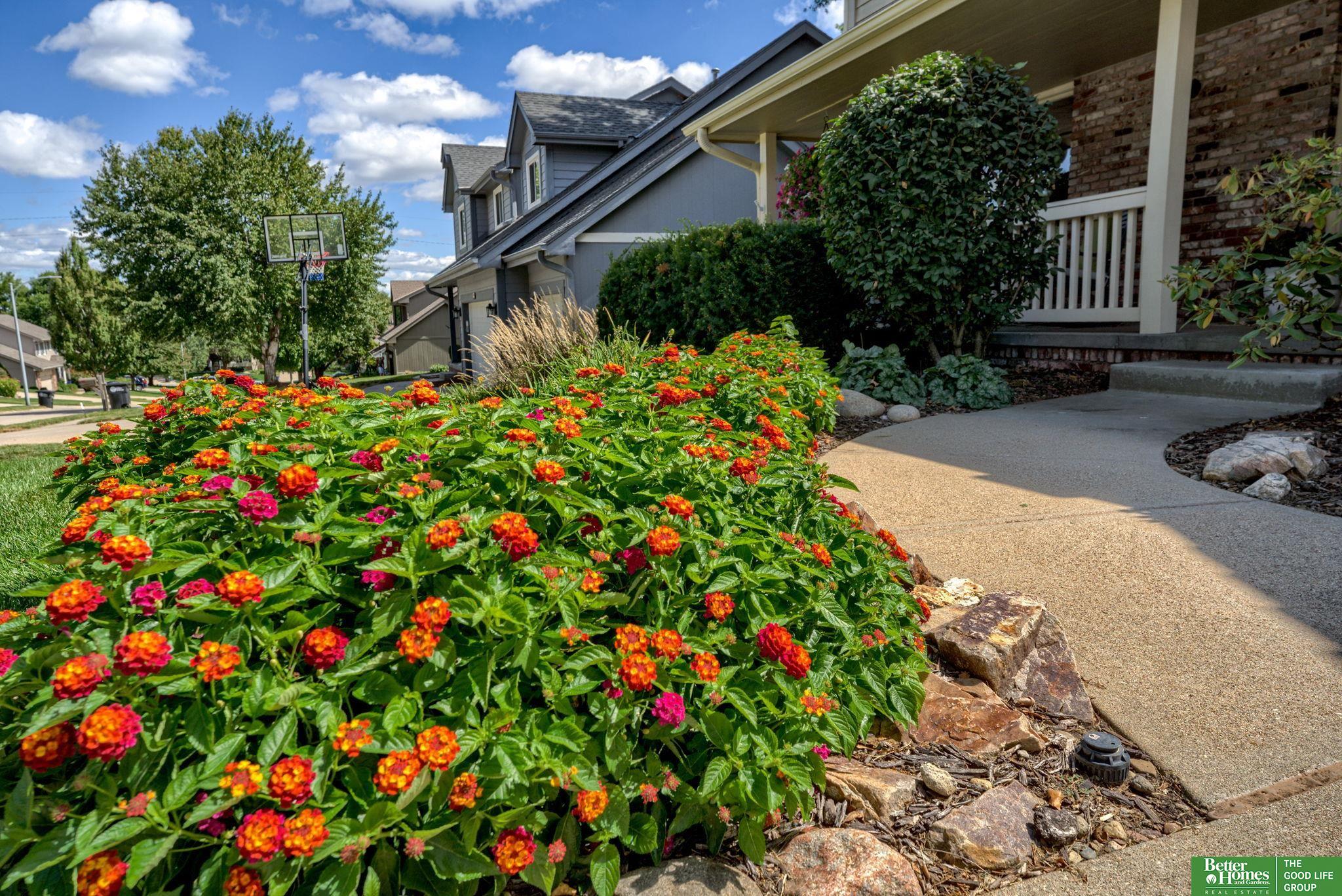 14475 Sherwood Avenue