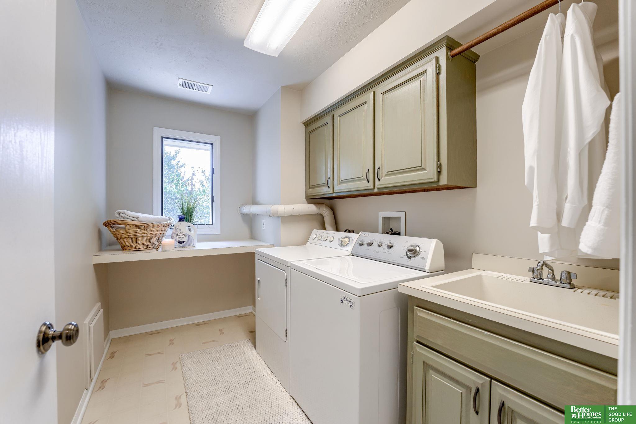 14475 Sherwood Avenue