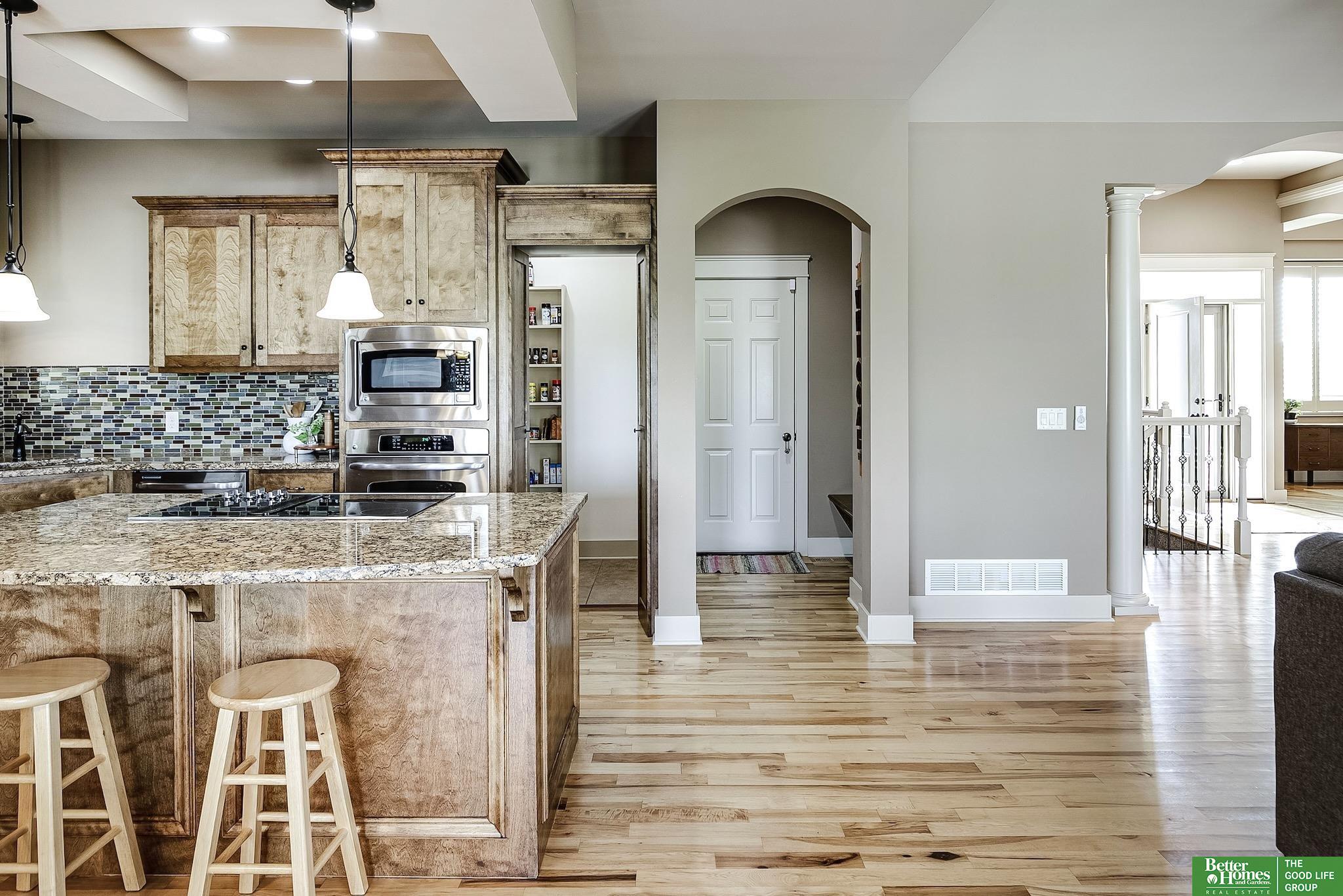 5636 S 234th Street, Elkhorn