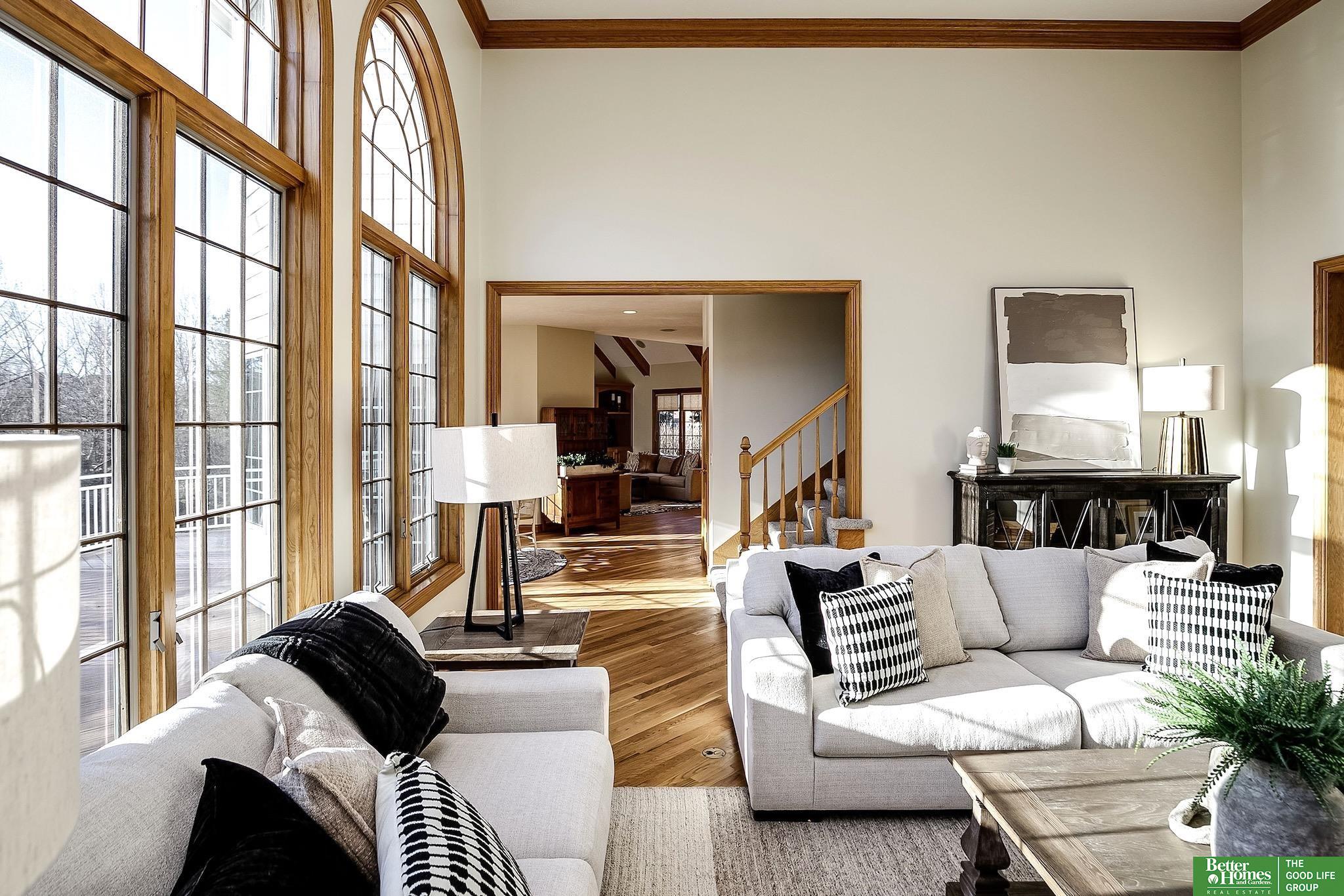 13309 Nicholas Street