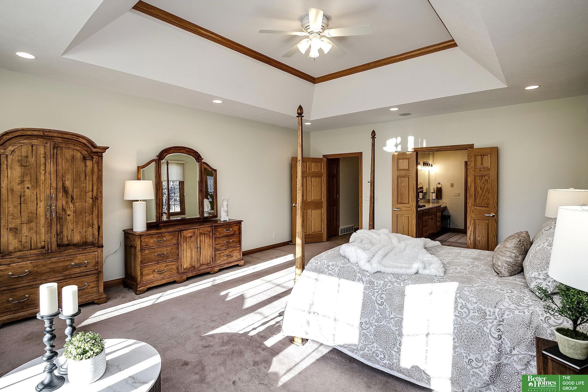 13309 Nicholas Street