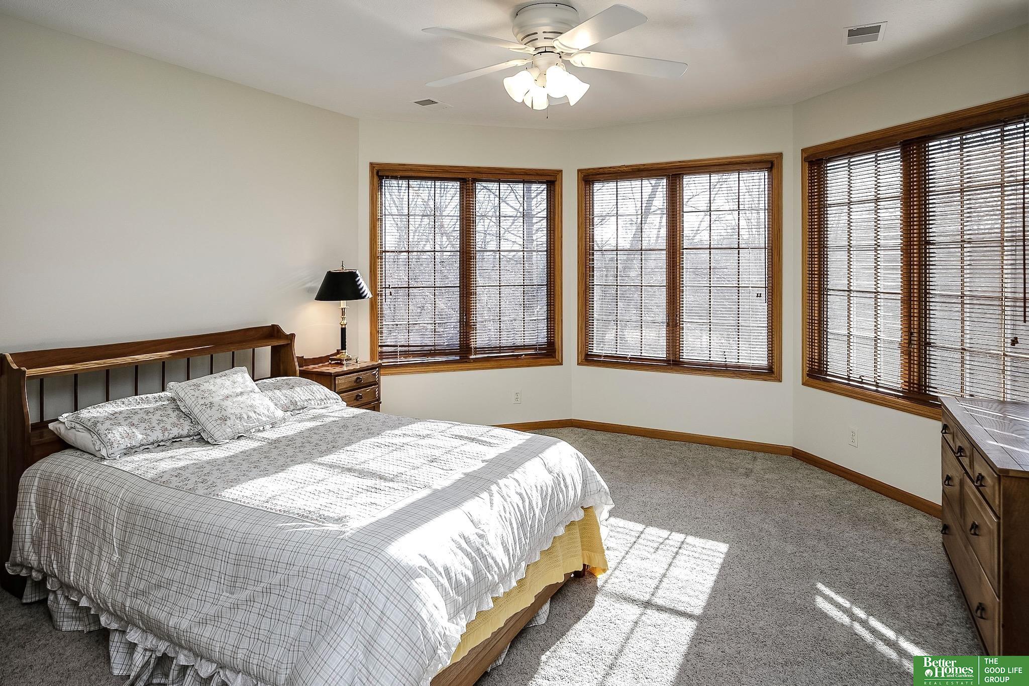 13309 Nicholas Street