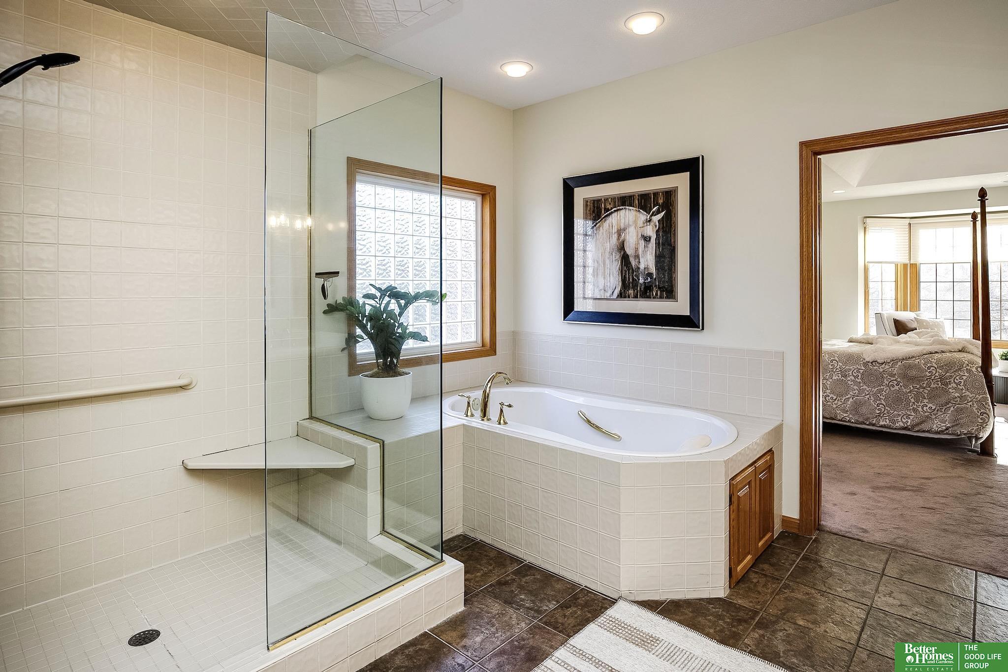 13309 Nicholas Street