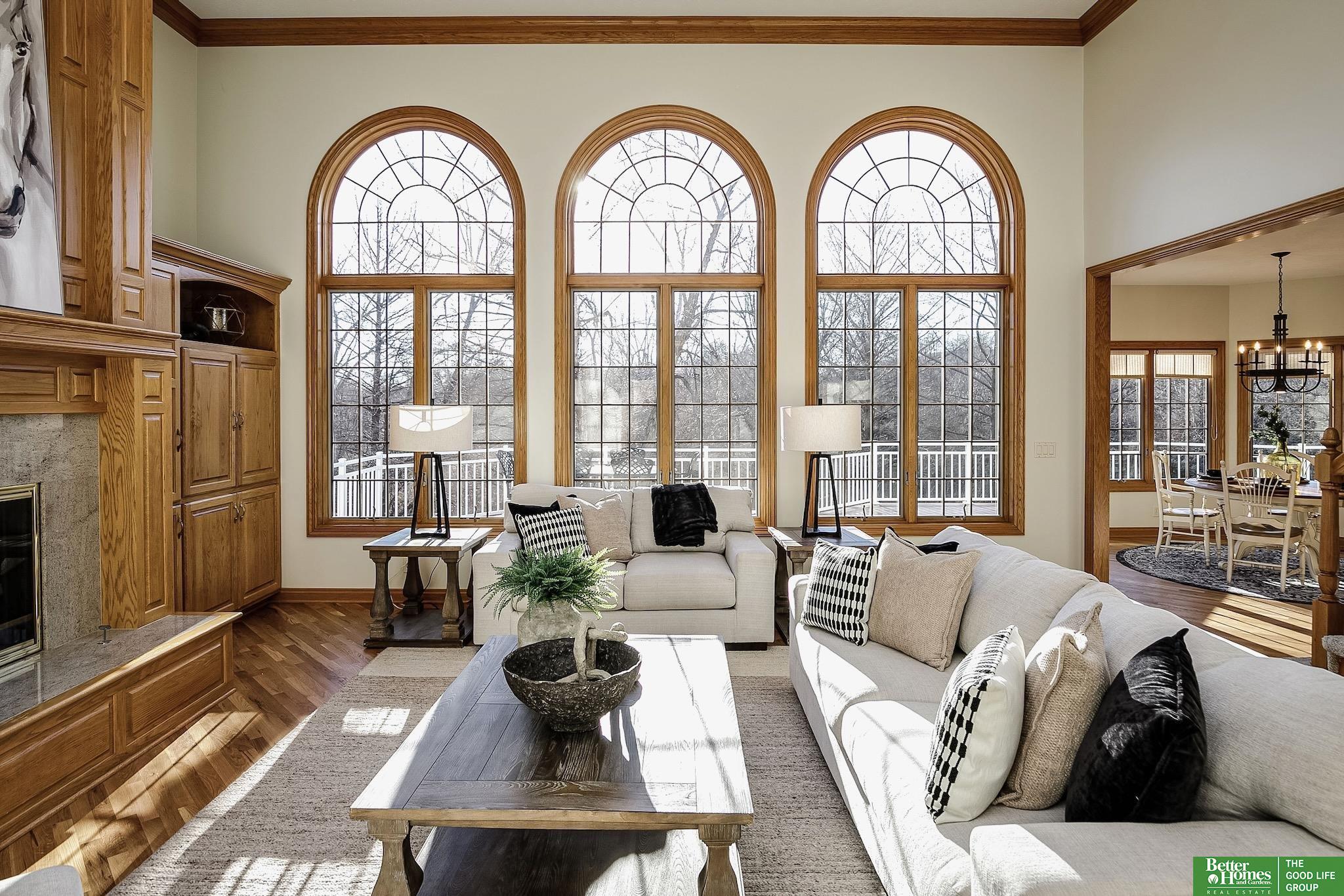 13309 Nicholas Street