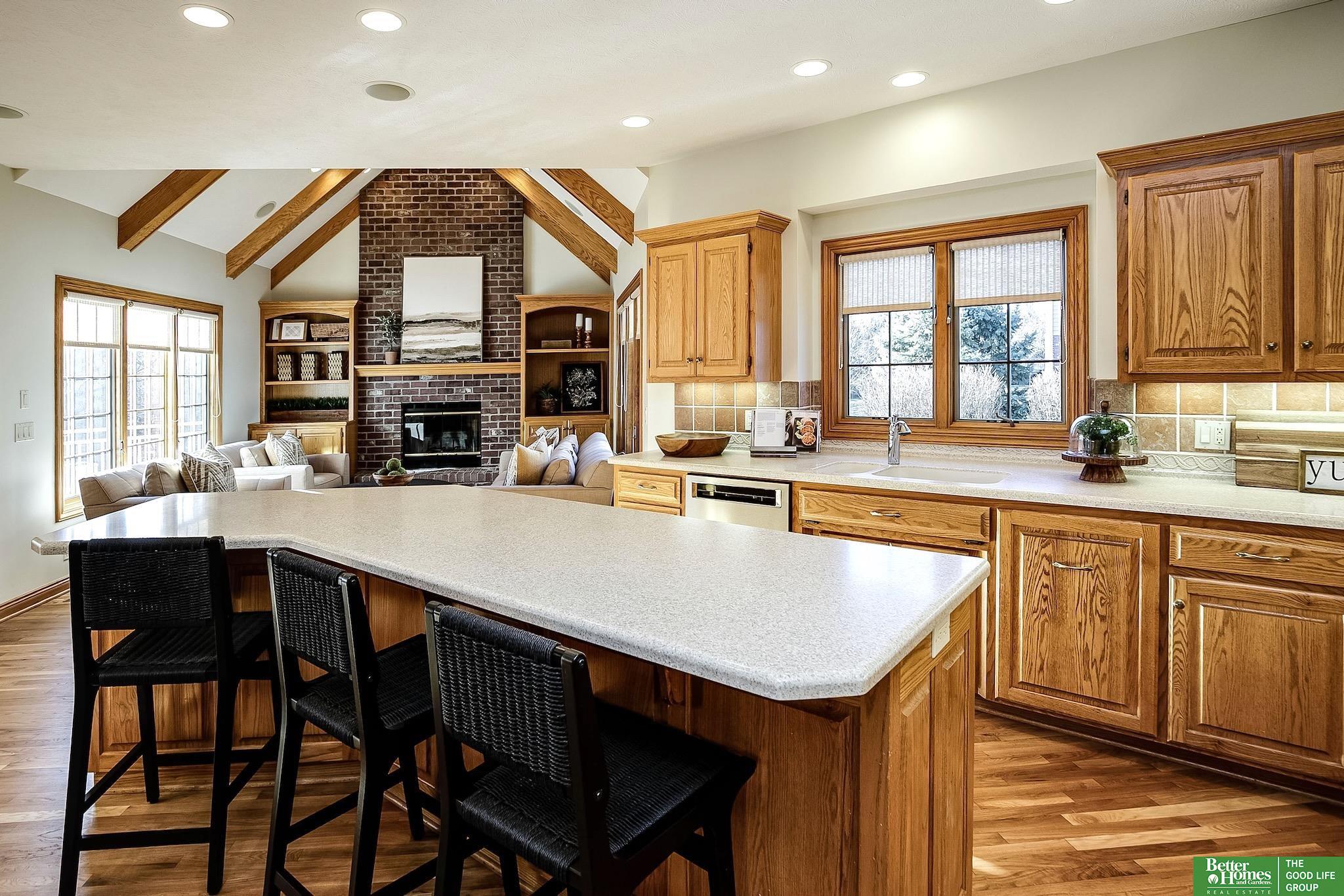 13309 Nicholas Street