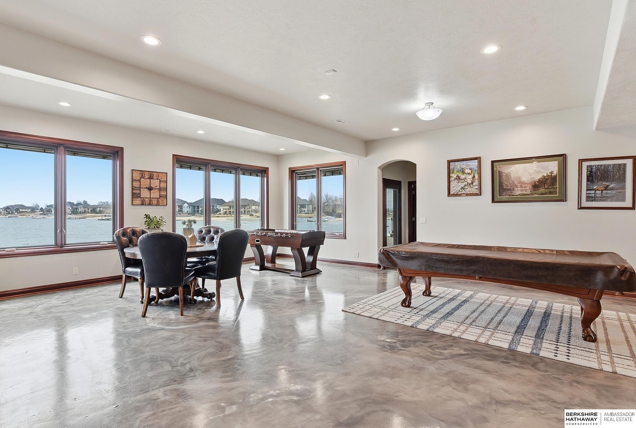 24920 Farnam Circle