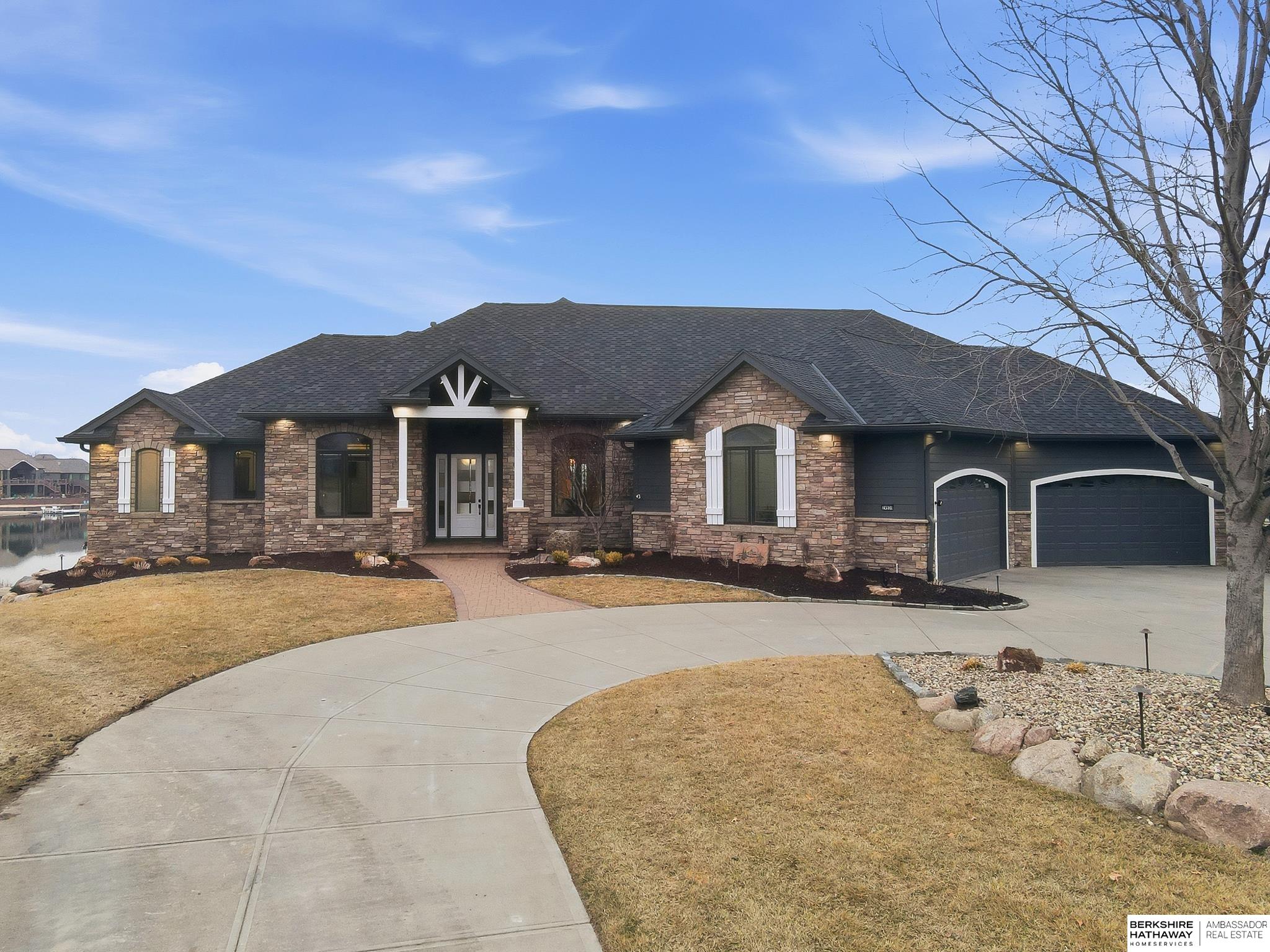 24920 Farnam Circle