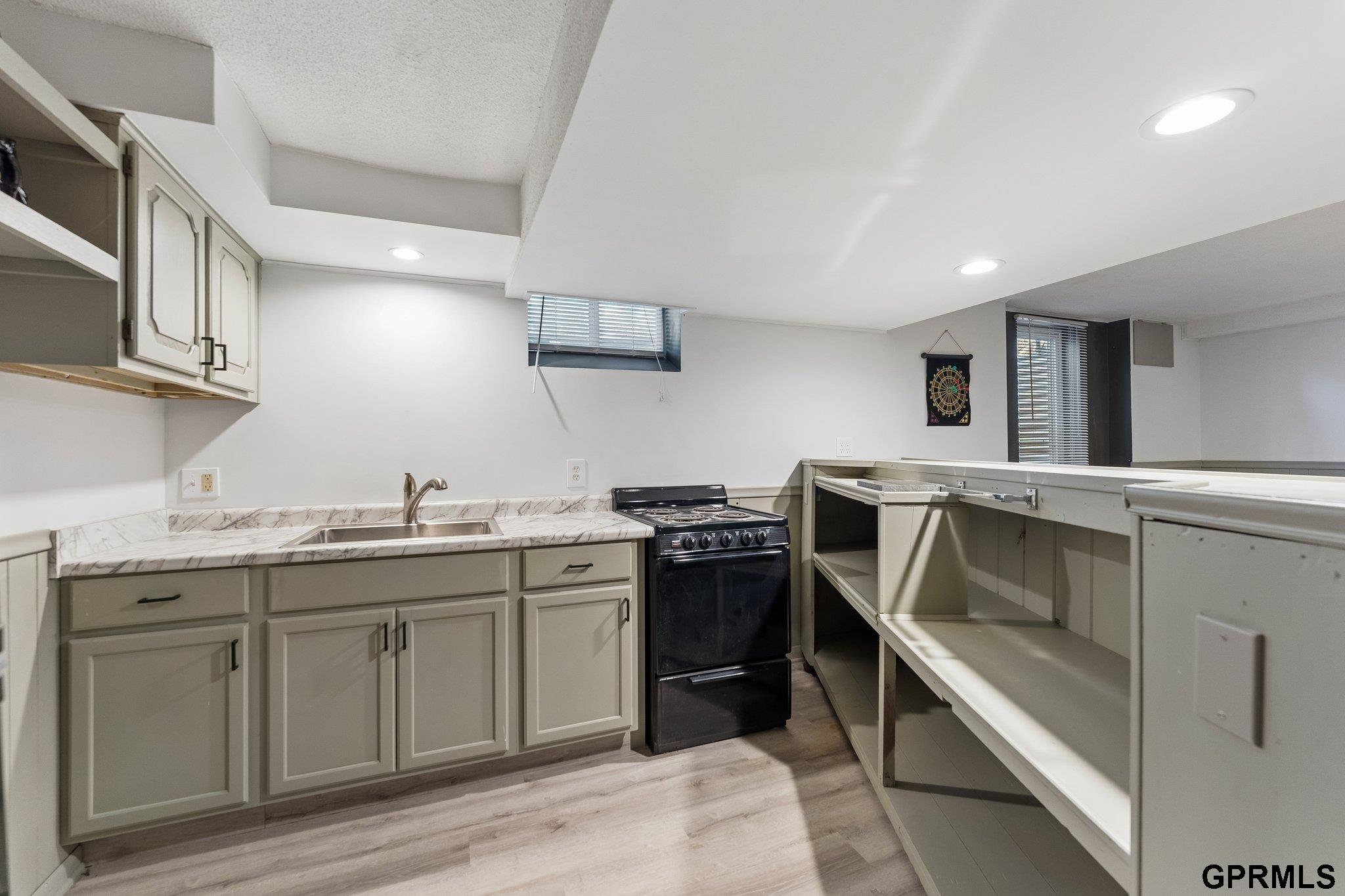 12611 Schroeder Circle