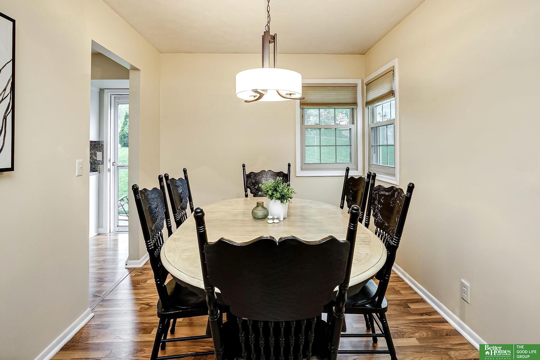 2306 S 119th Court