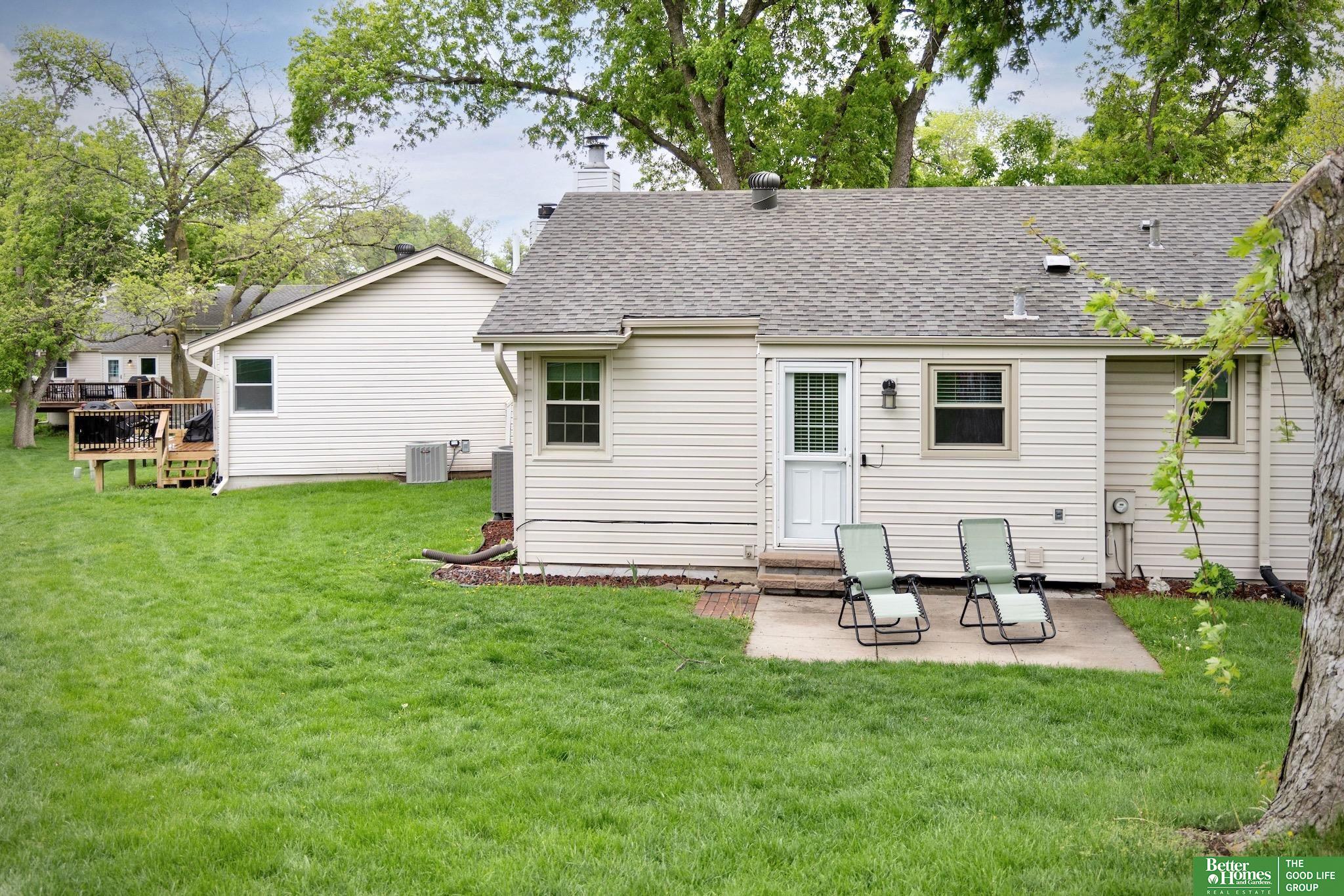 2306 S 119th Court