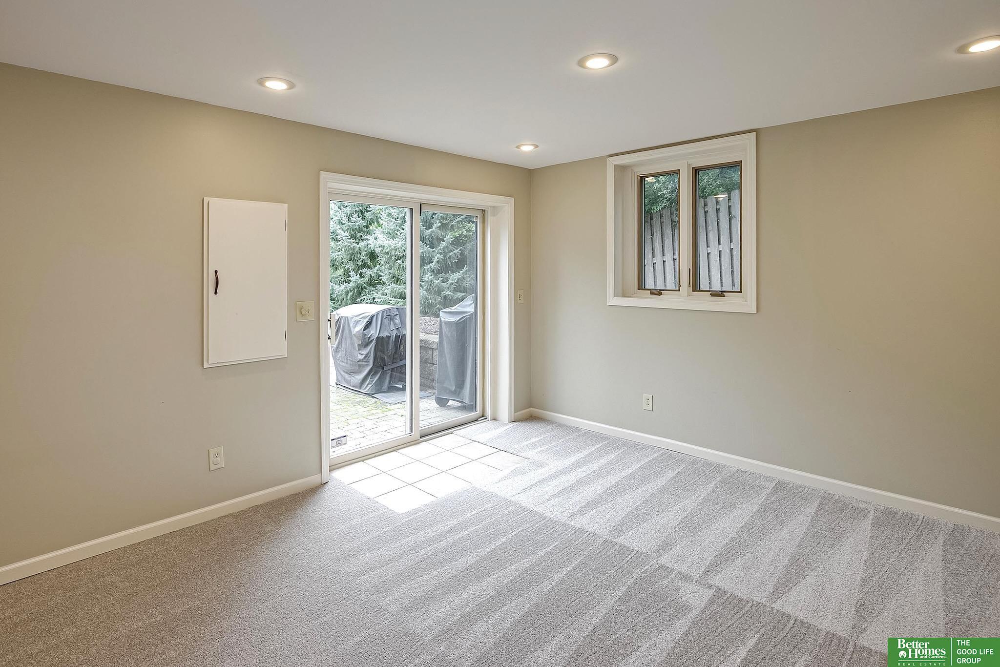 16010 Rolling Ridge Road