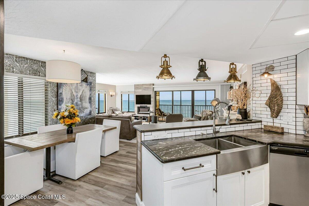 6309 Highway A1a S, 361