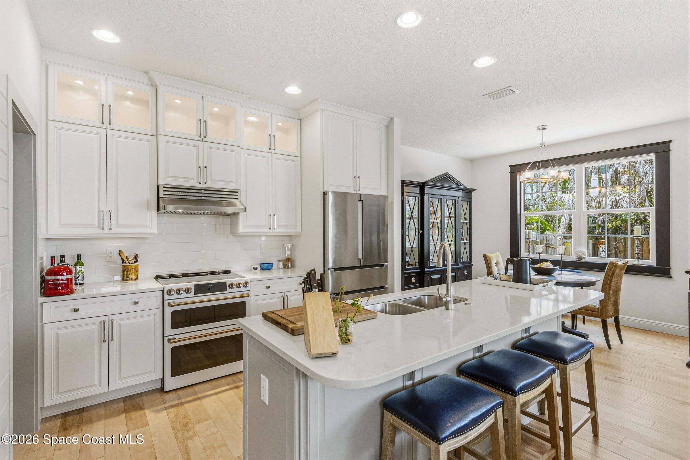 107 7th Avenue