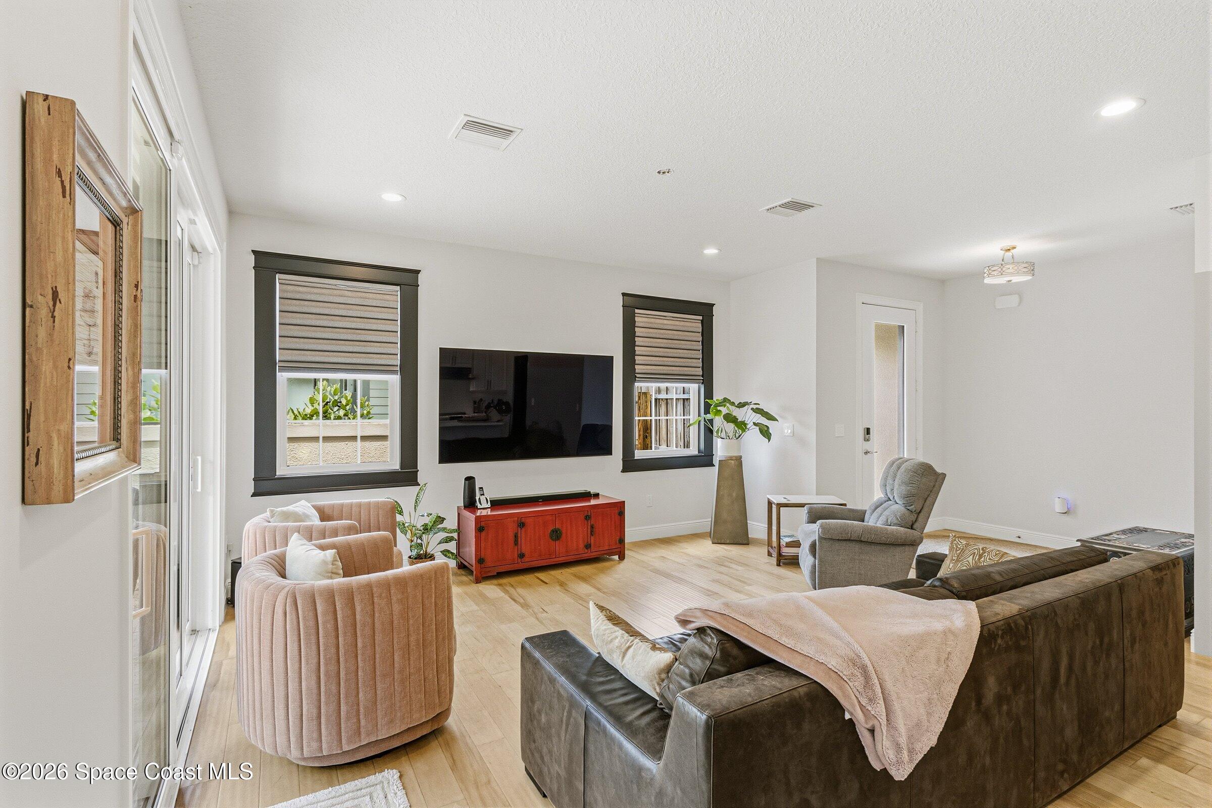 107 7th Avenue