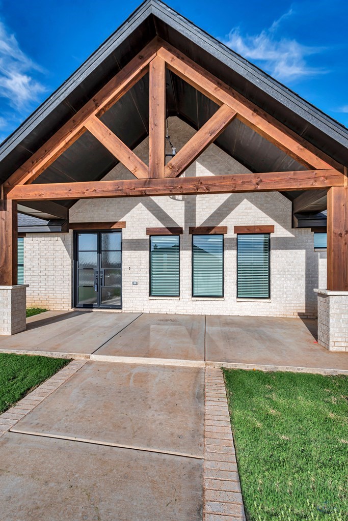 2815 S County Rd 1092
