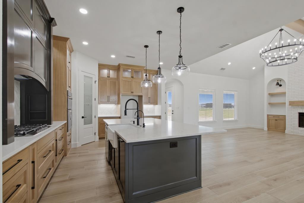 2424 S County Rd 1054